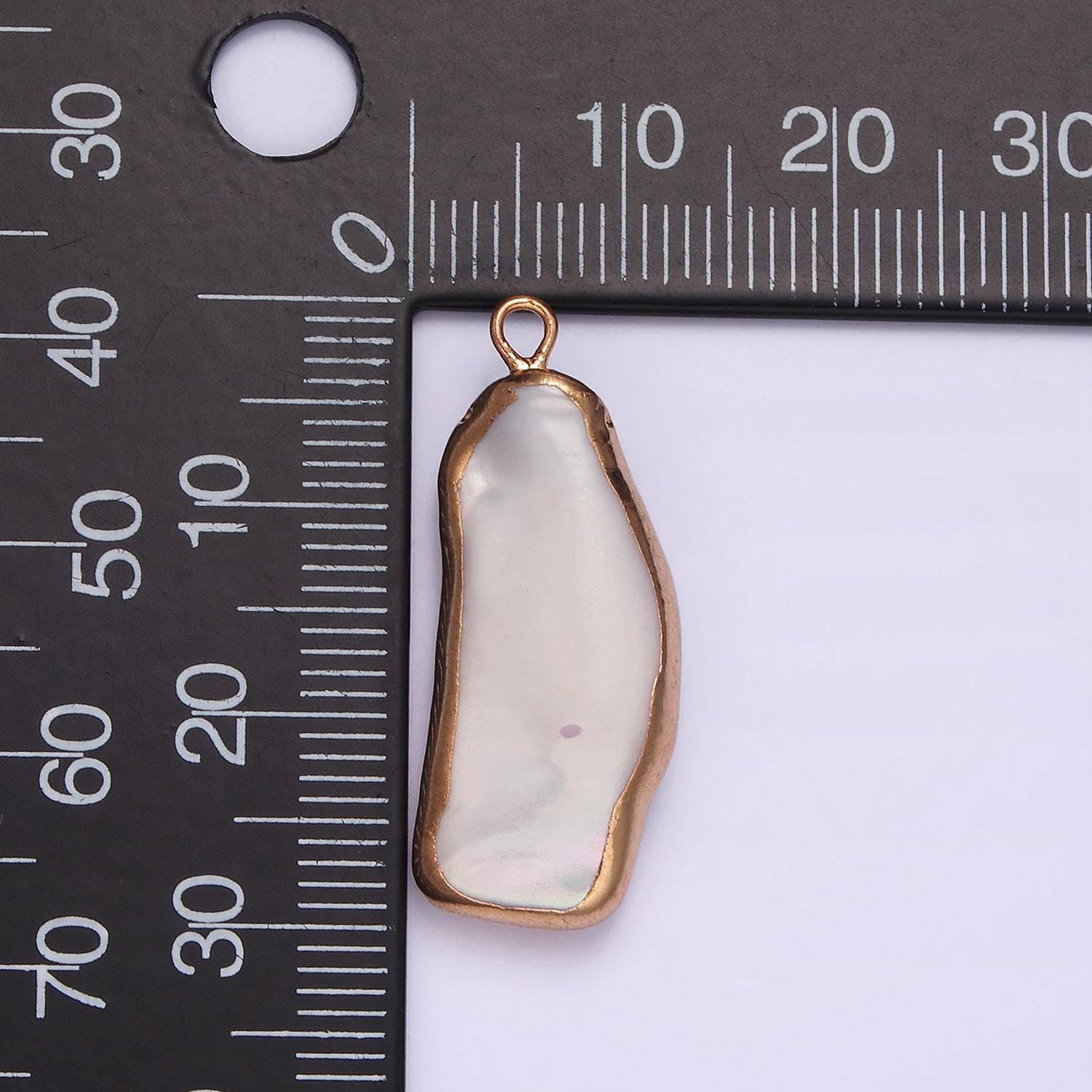 Freshwater pearl charm gold plated freeform long white charms 31 x 11 mm natural shell gold edge pendant p-1617