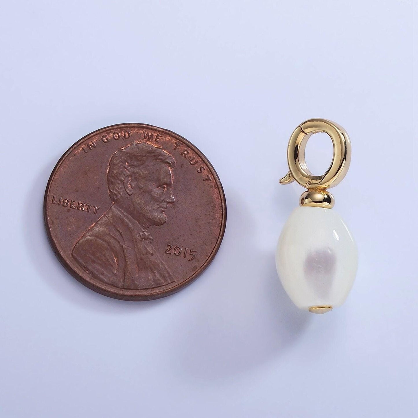 Beautiful white oval pear pearl charm teardrop genuine freshwater wedding pearls pendant p1588
