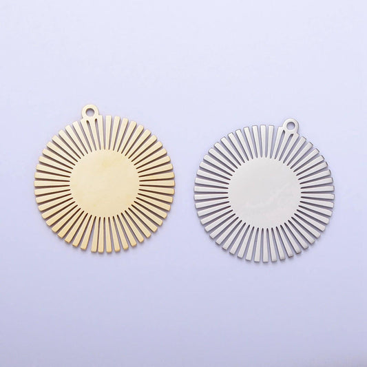 Dainty stainless steel sunburst charm in gold silver medallion sun circle pendant for necklace earring lead nickel free tarnish free p-908