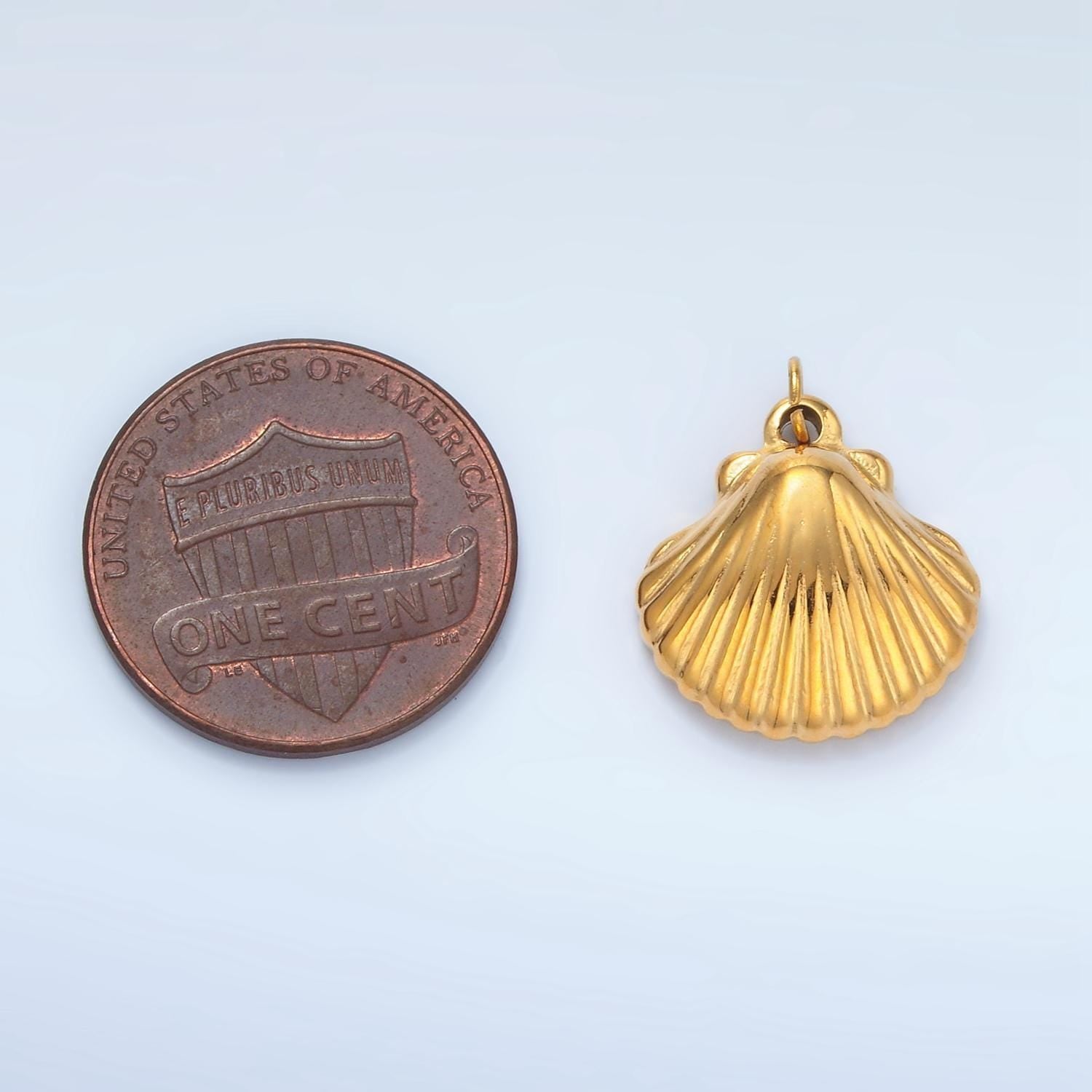 Stainless steel clam sea shell minimalist mini charm | p-700