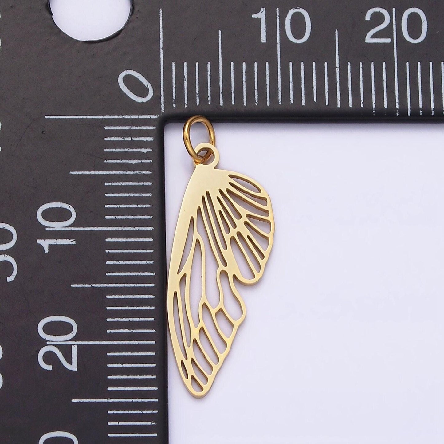 Stainless steel 23.5mm open butterfly wings animal charm p-625