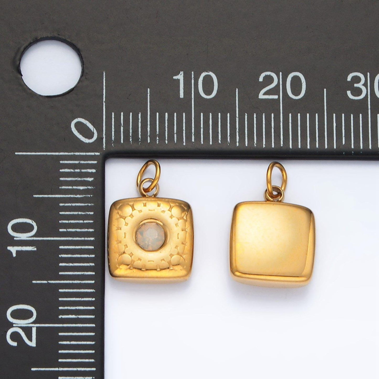 Stainless steel 15mm cz textured square mini charm | p568