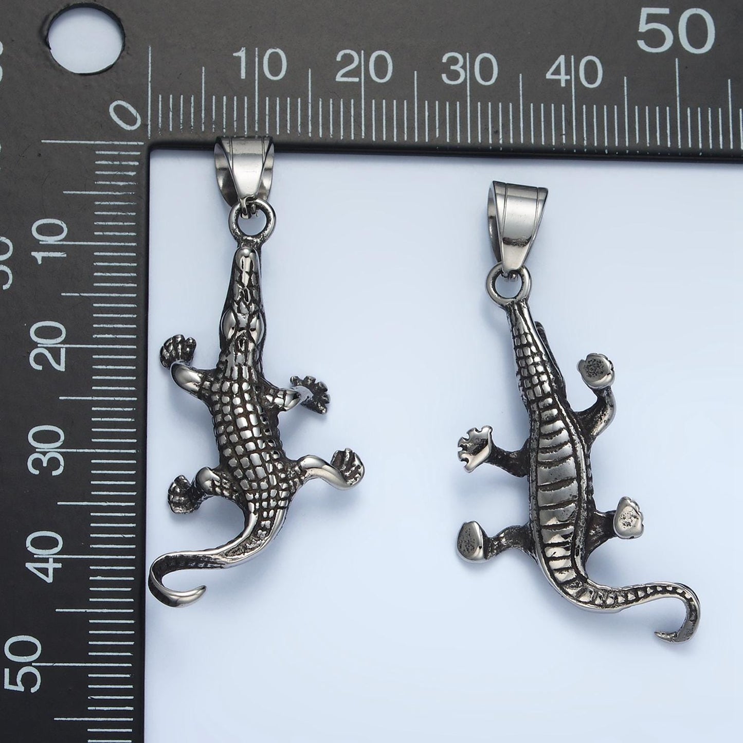 Stainless steel alligator charm silver crocodile pendant animal gator jewelry inspired pendant | p-1482
