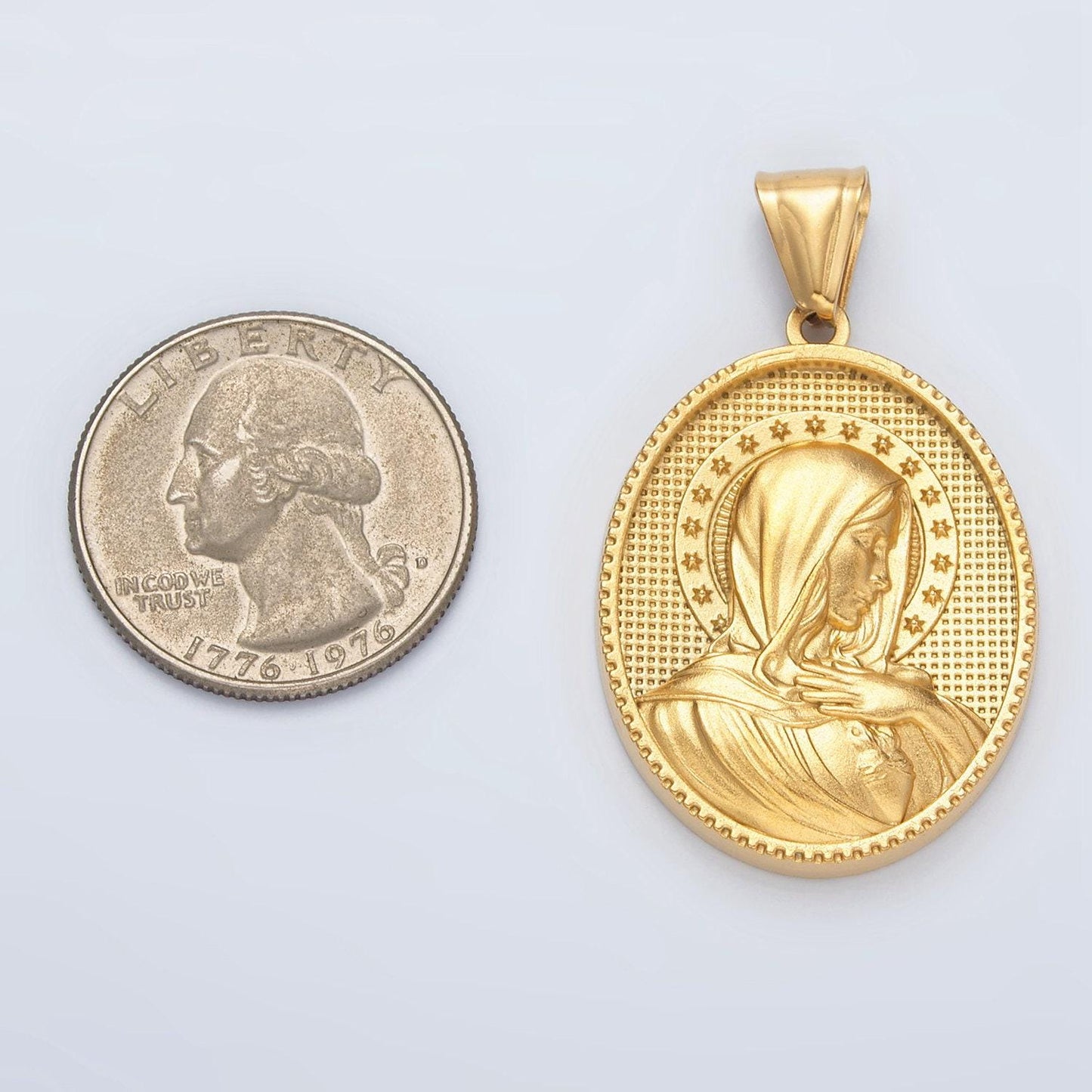 Gold virgin mary charm mother mary pendant oval medallion catholic medallion for necklace supply p-1470