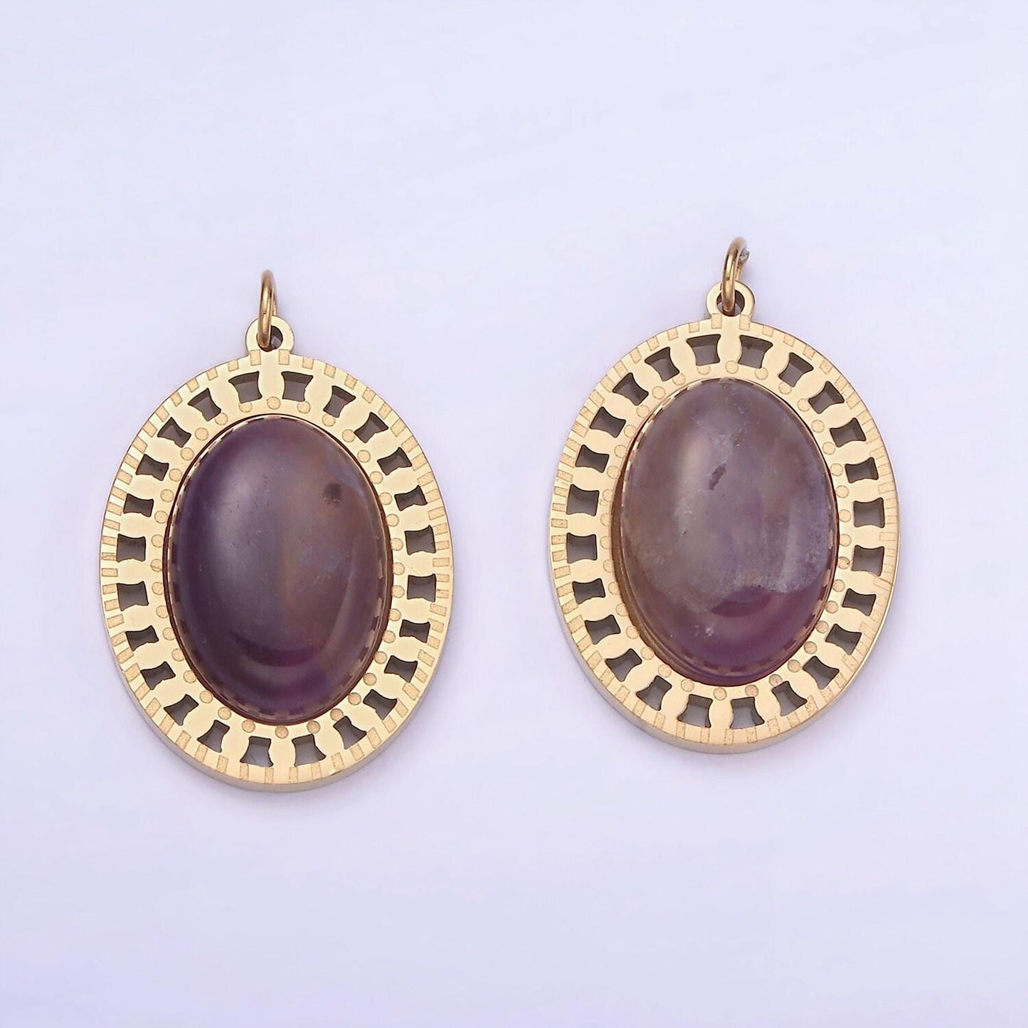 Oval purple amethyst gold stainless steel charm medallion pendant | p-1405