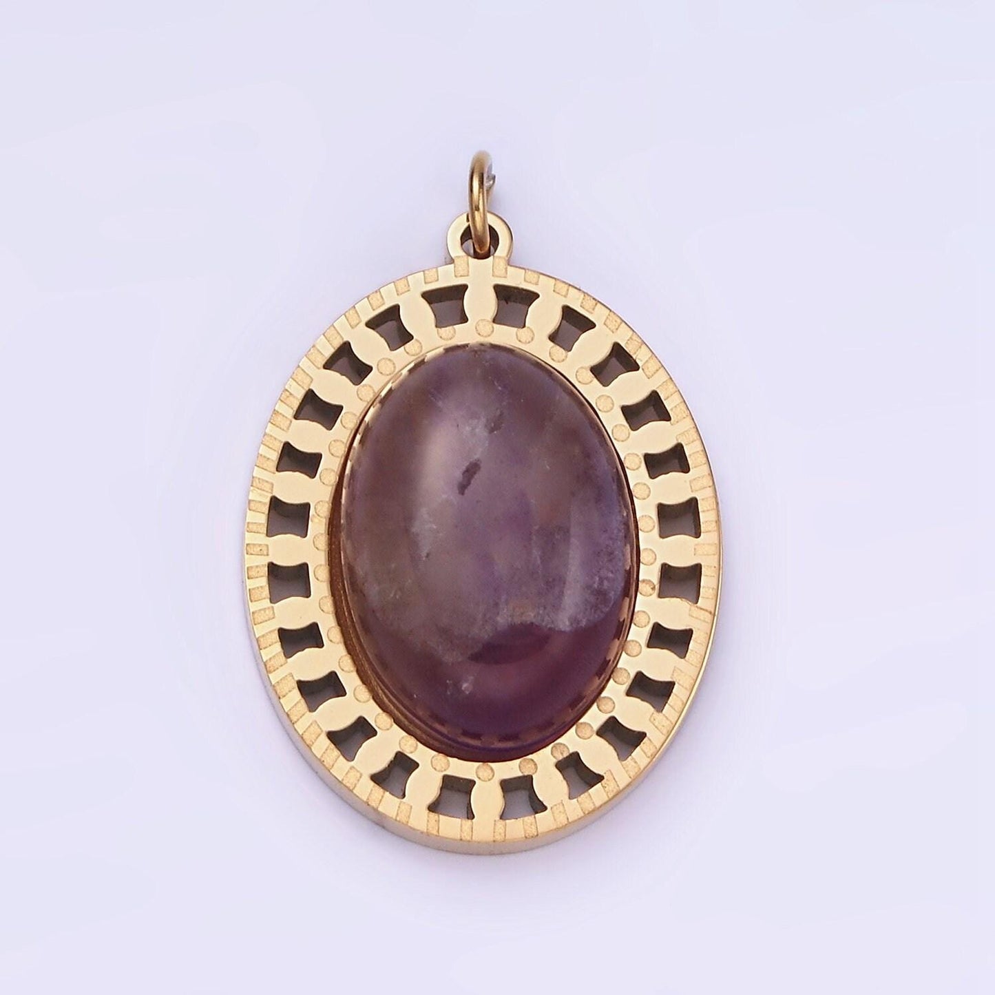 Oval purple amethyst gold stainless steel charm medallion pendant | p-1405