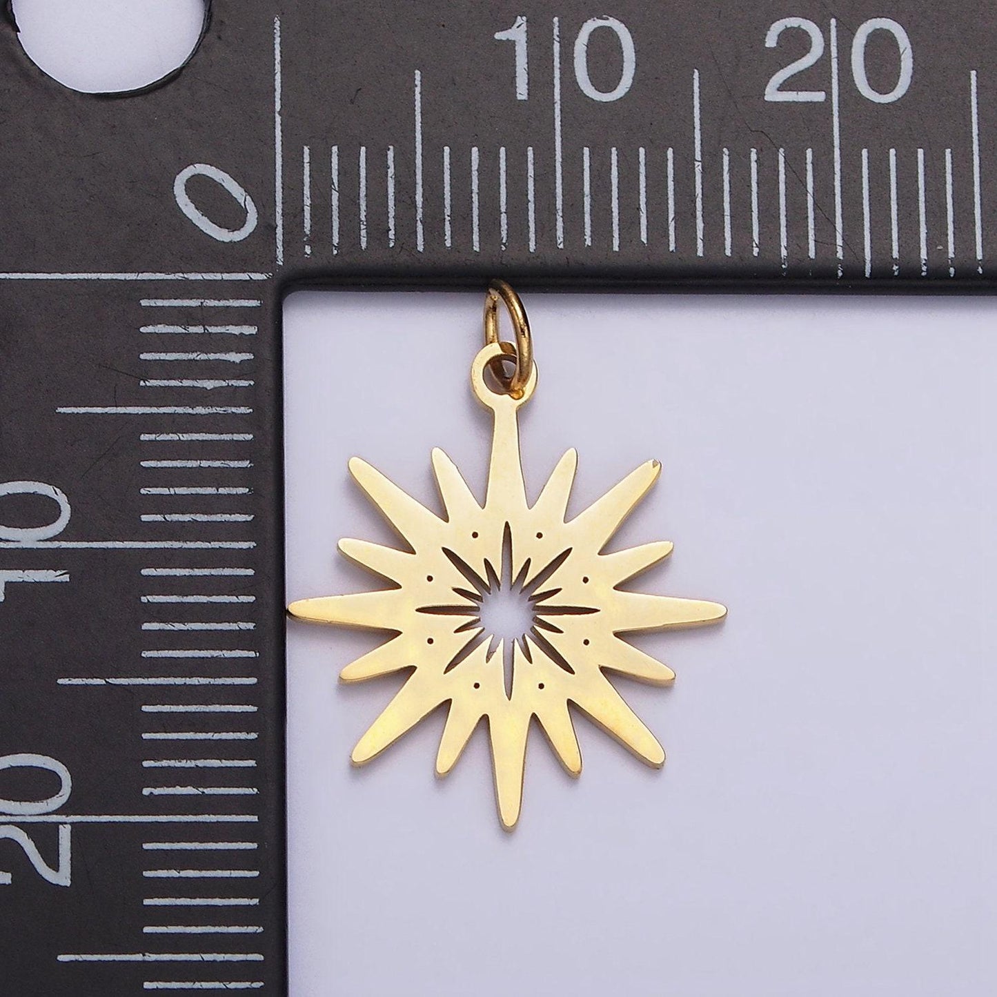 Stainless steel celestial sunburst ray star minimalist open charm | p1352
