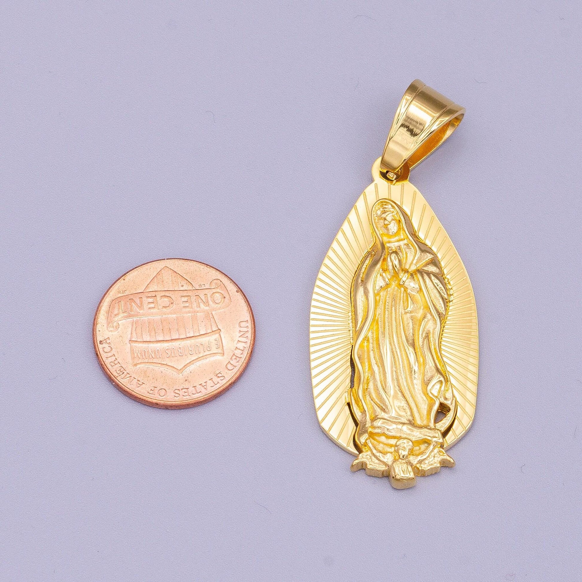 Our lady of guadalupe medallion pendant, 24k gold filled charm virgin mary sunburst religious charm | p-1169