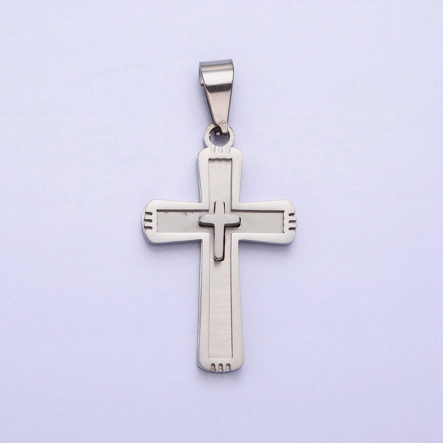 Stainless steel cross pendant in gold silver for unisex statement religious jewelry making | p-1118