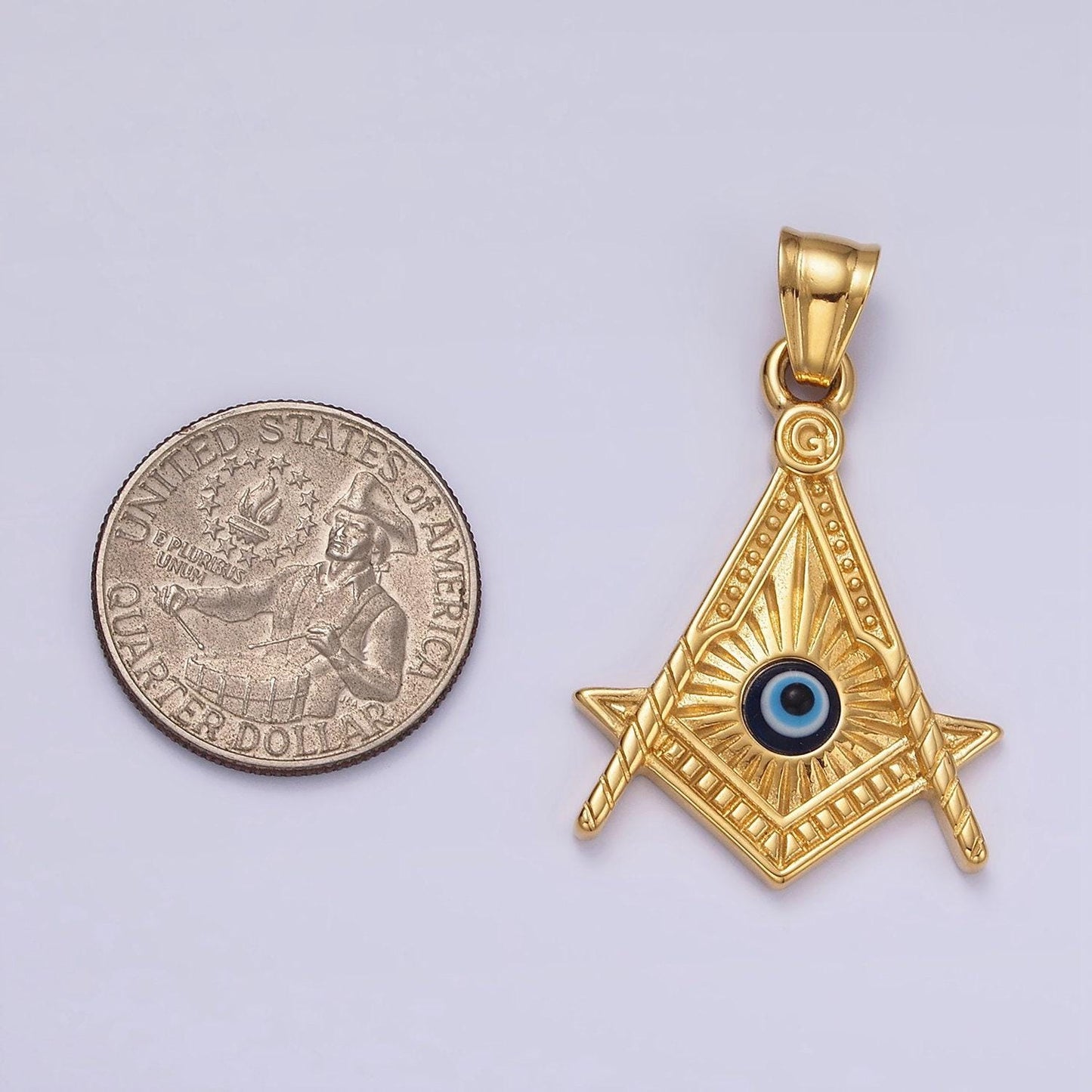 Gold amulet illuminati eye charm pendant necklace in stainless steel medallion charm for necklace supply p-1065