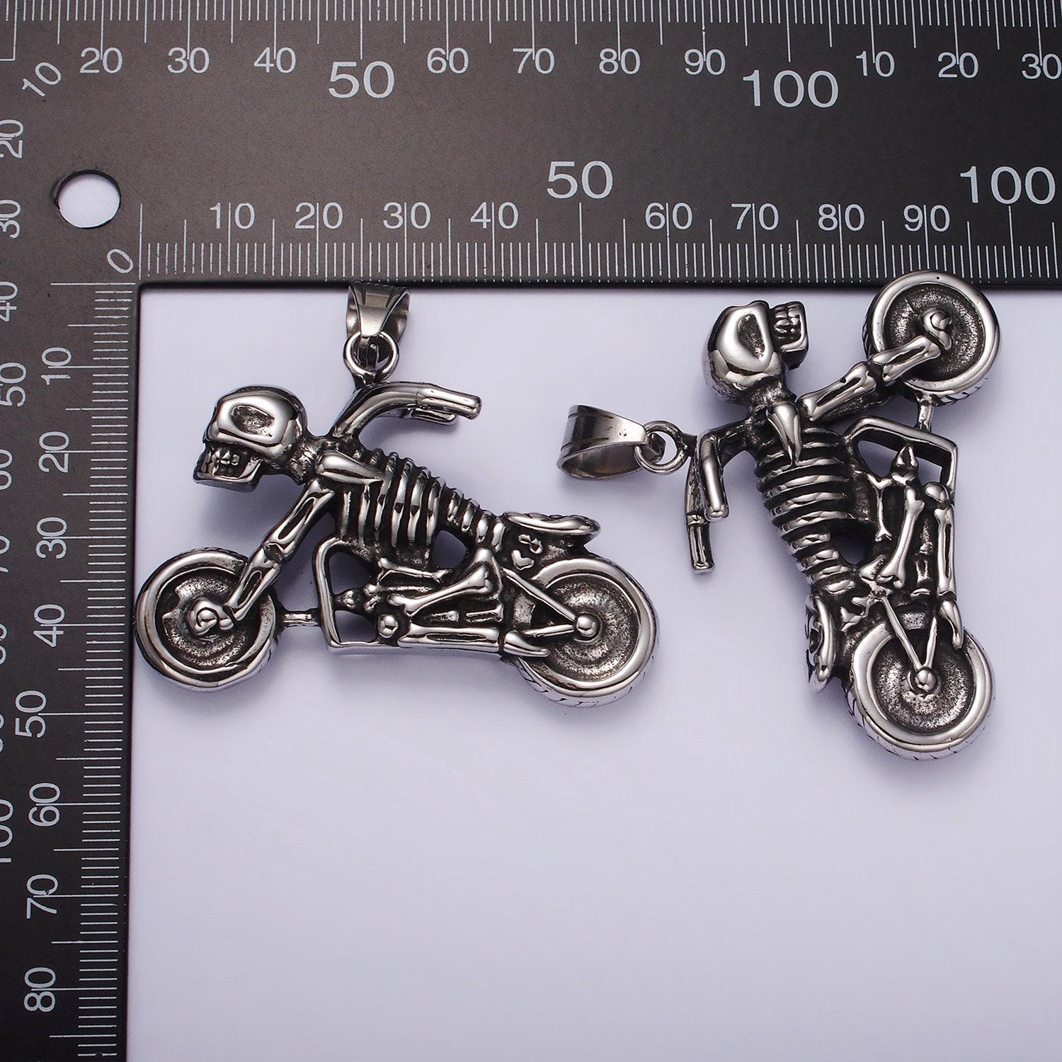Stainless steel human skeleton skull motorcycle vehicle pendant | p1061