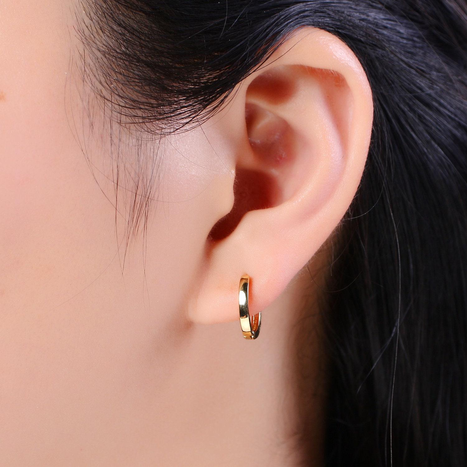 1 pair dainty gold huggie hoop earrings gold lever back earring minimalist dainty hoop earrings thin huggie hoop jewelry