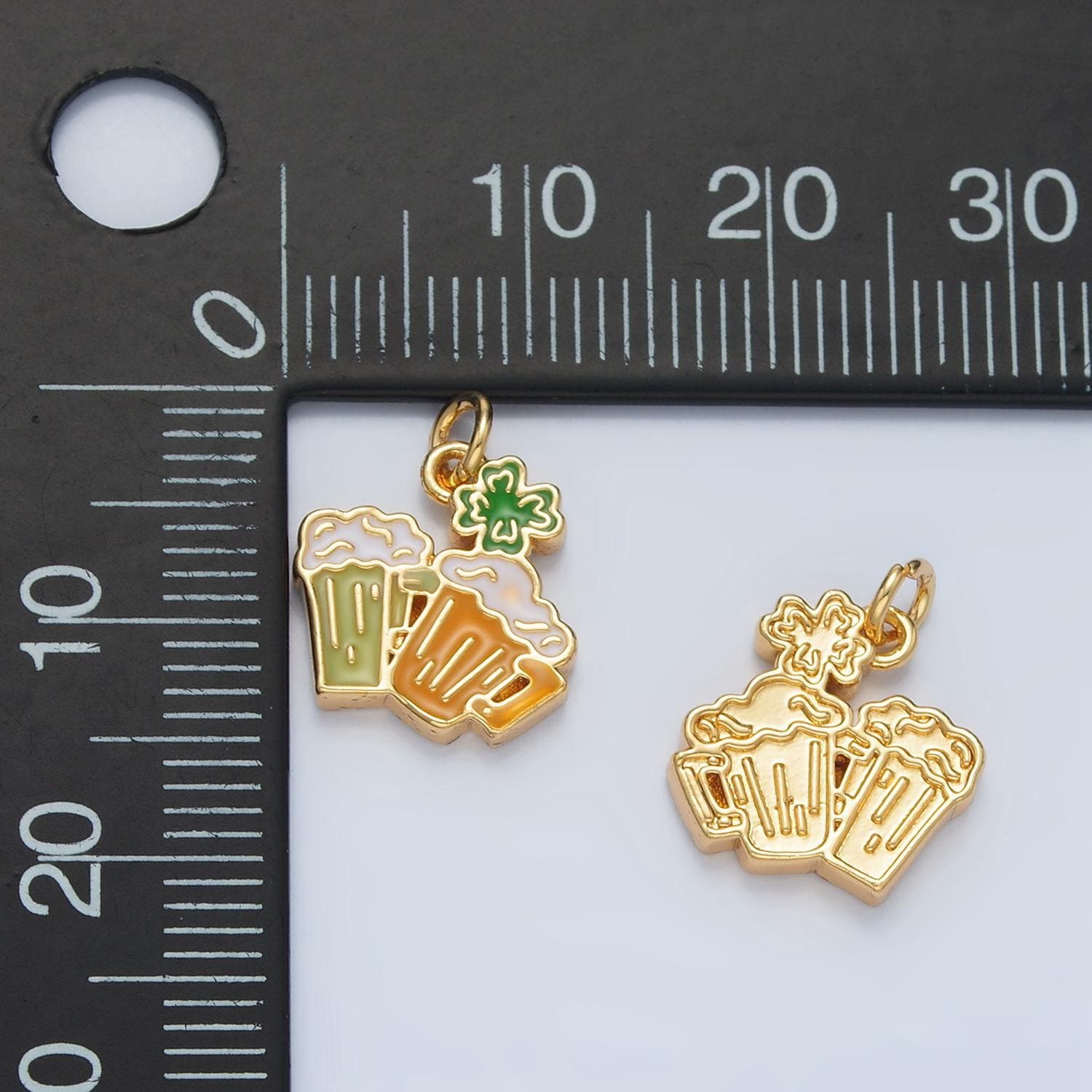 Dainty gold filled beer mug charms saint patrick charms silver oktoberfest charms wholesale enamel charm for bracelet necklace earring n873