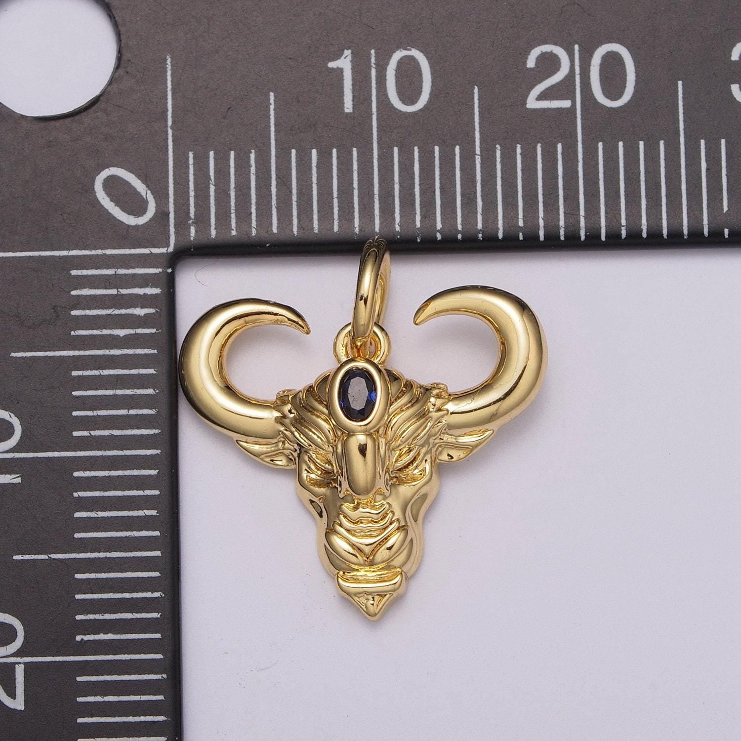 Bull gold pendant, ankole watusi horn charm, blue solitaire cz cow horn animal pendant, diy jewelry, m-868, m-869