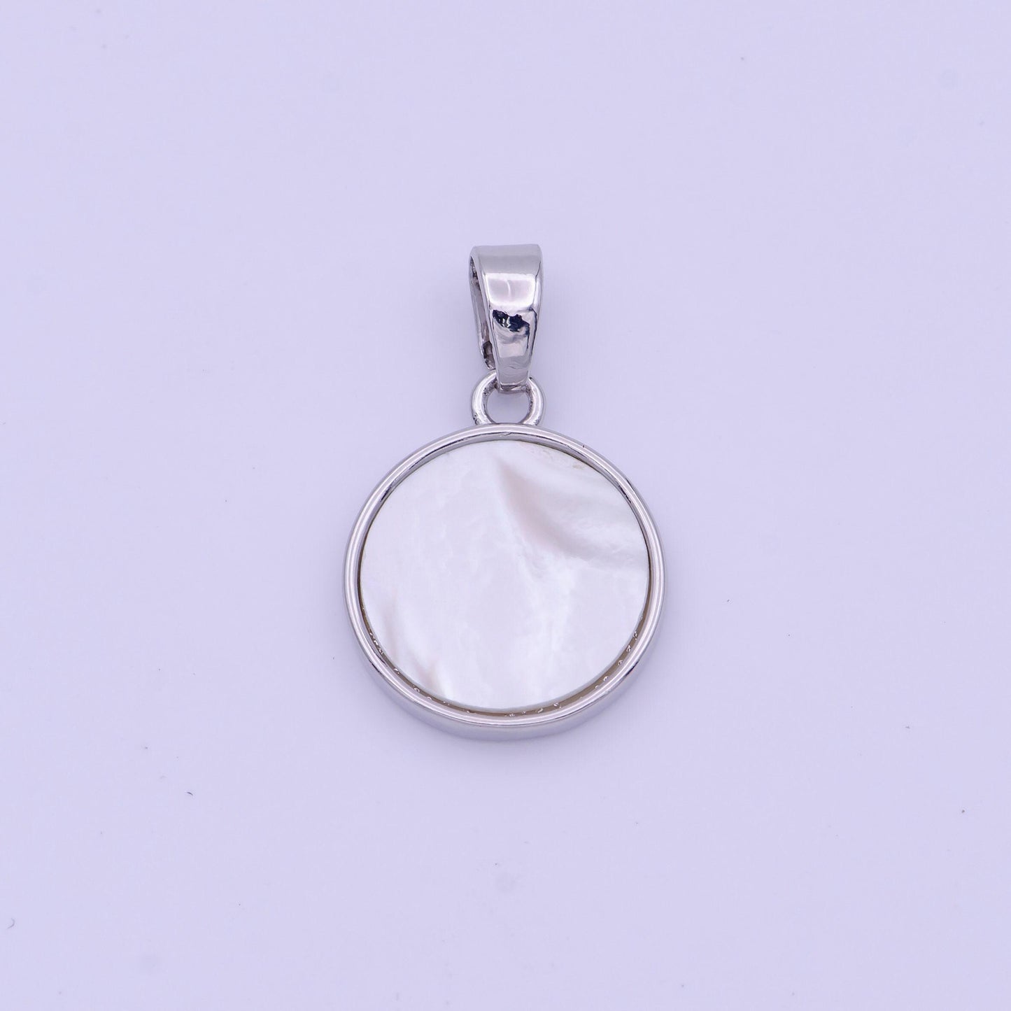 19mm round shell pearl minimalist charm in gold & silver | h903 h904