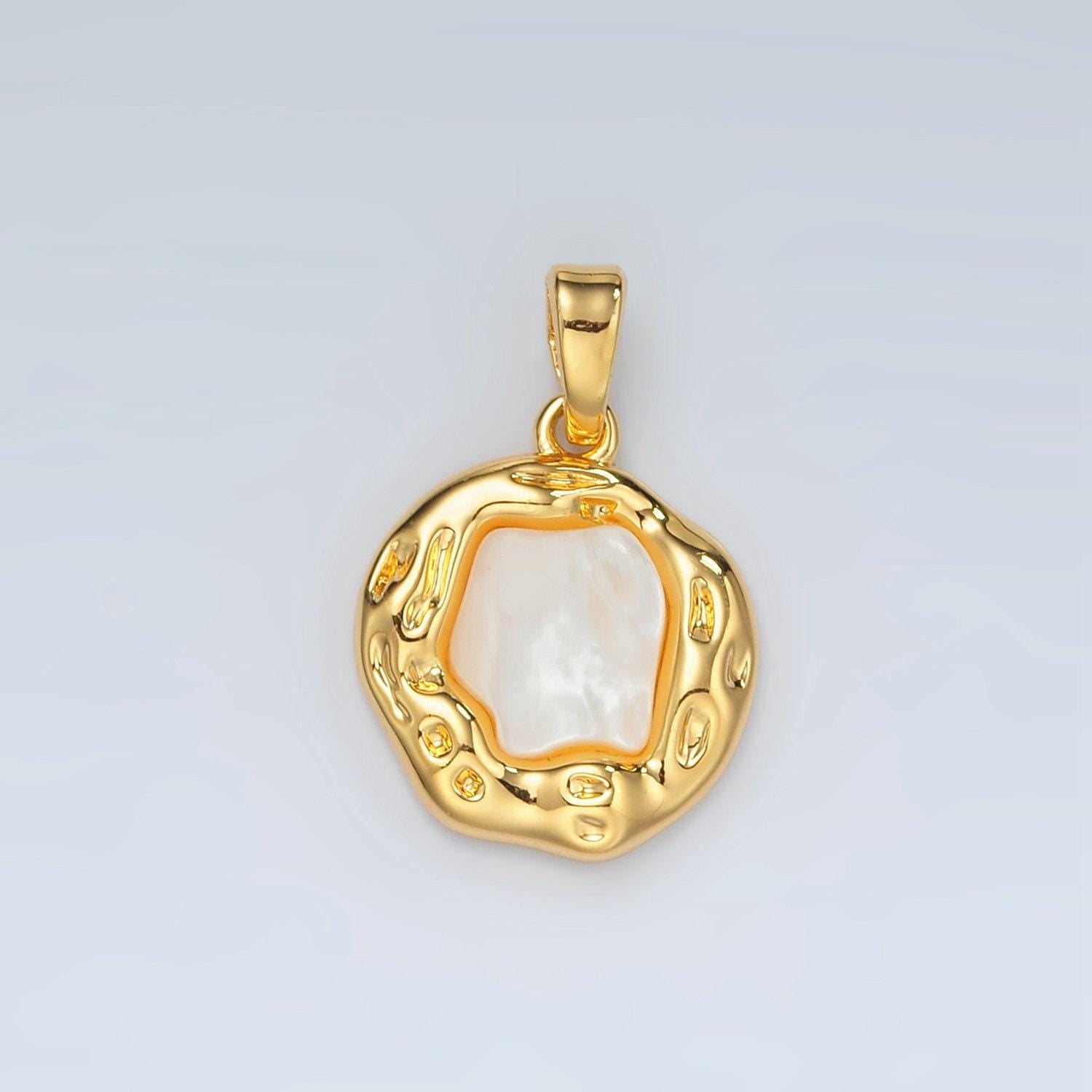 24k gold filled shell pearl abstract pendant geometric hammered molten charm | h751