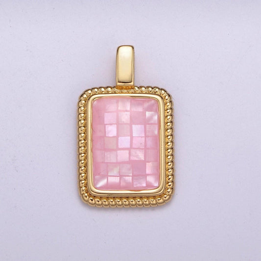 Gold pearl finished with pink transparent epoxy checkers pendant gold draughts rectangle bar pendant tag charm gold square medallion, h-110