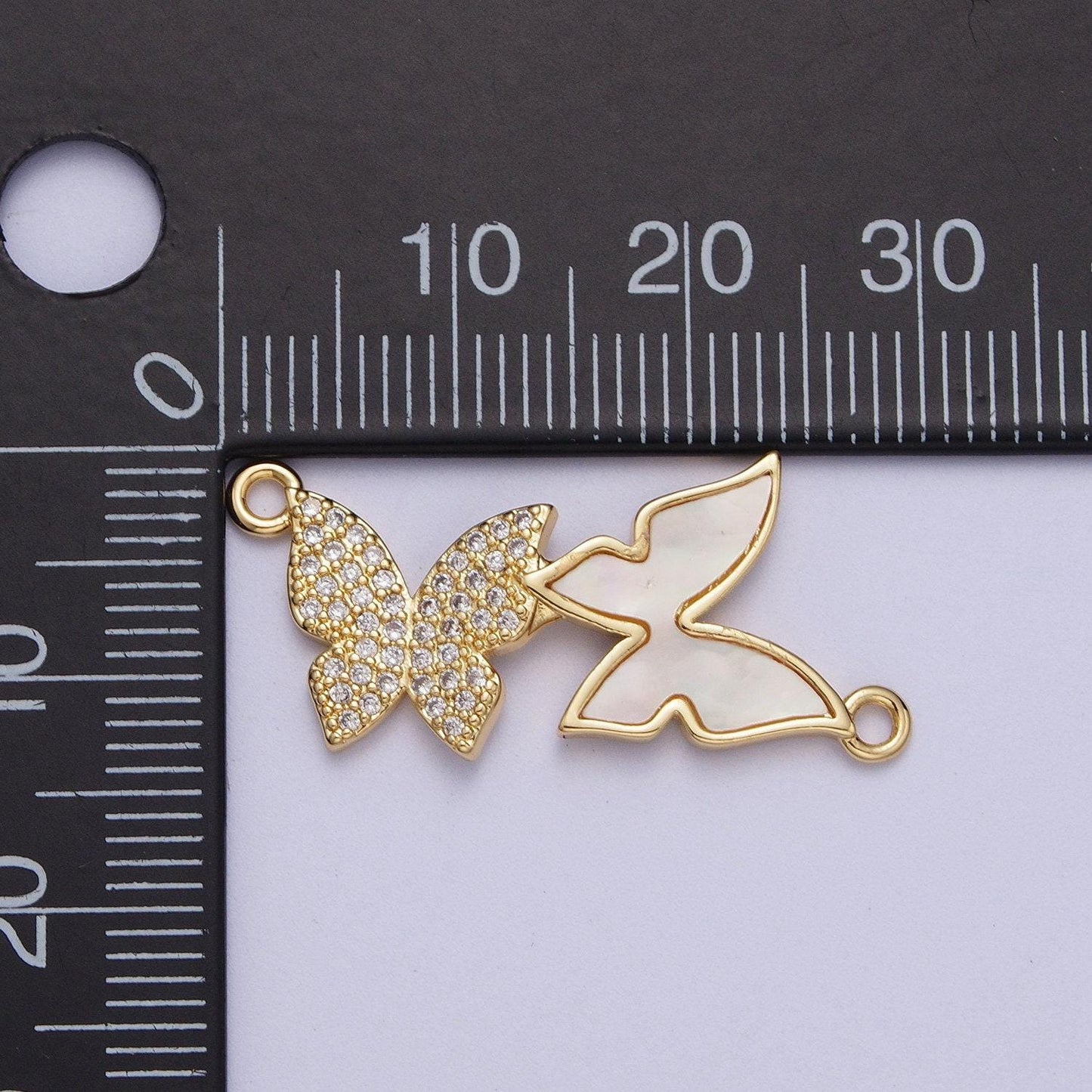 Gold cz double butterflies pearl charm connector, 24k gold plated clear micro paved cz rotated pearl mariposa butterfly connector | g-570