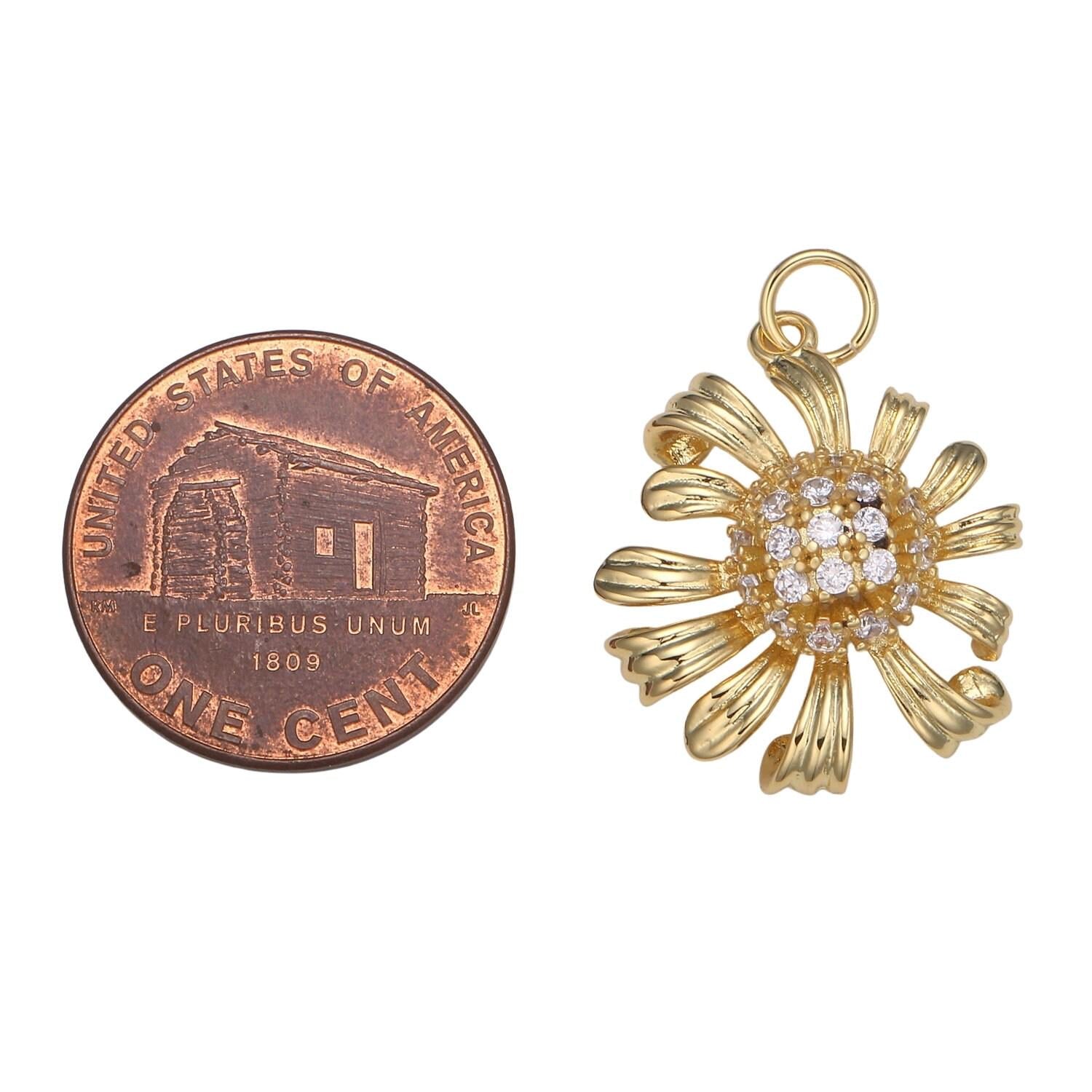 Gold daisy jasmine charm 25.5x18mm - mini flower charm dainty sun flower charm floral for bracelet earring necklace supply, e-196