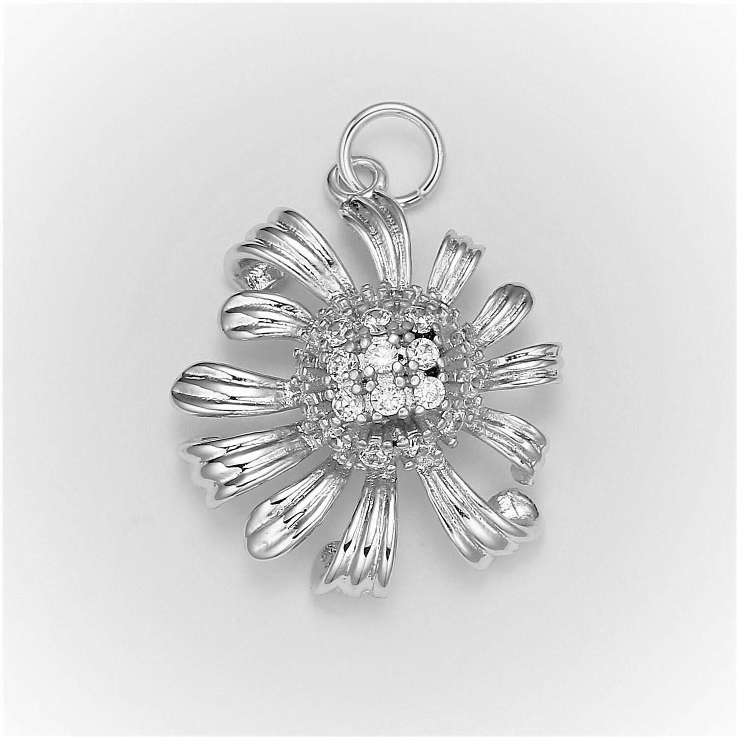 Gold daisy jasmine charm 25.5x18mm - mini flower charm dainty sun flower charm floral for bracelet earring necklace supply, e-196