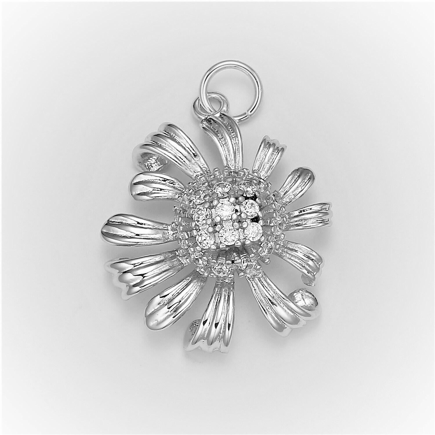 Gold daisy jasmine charm 25.5x18mm - mini flower charm dainty sun flower charm floral for bracelet earring necklace supply, e-196