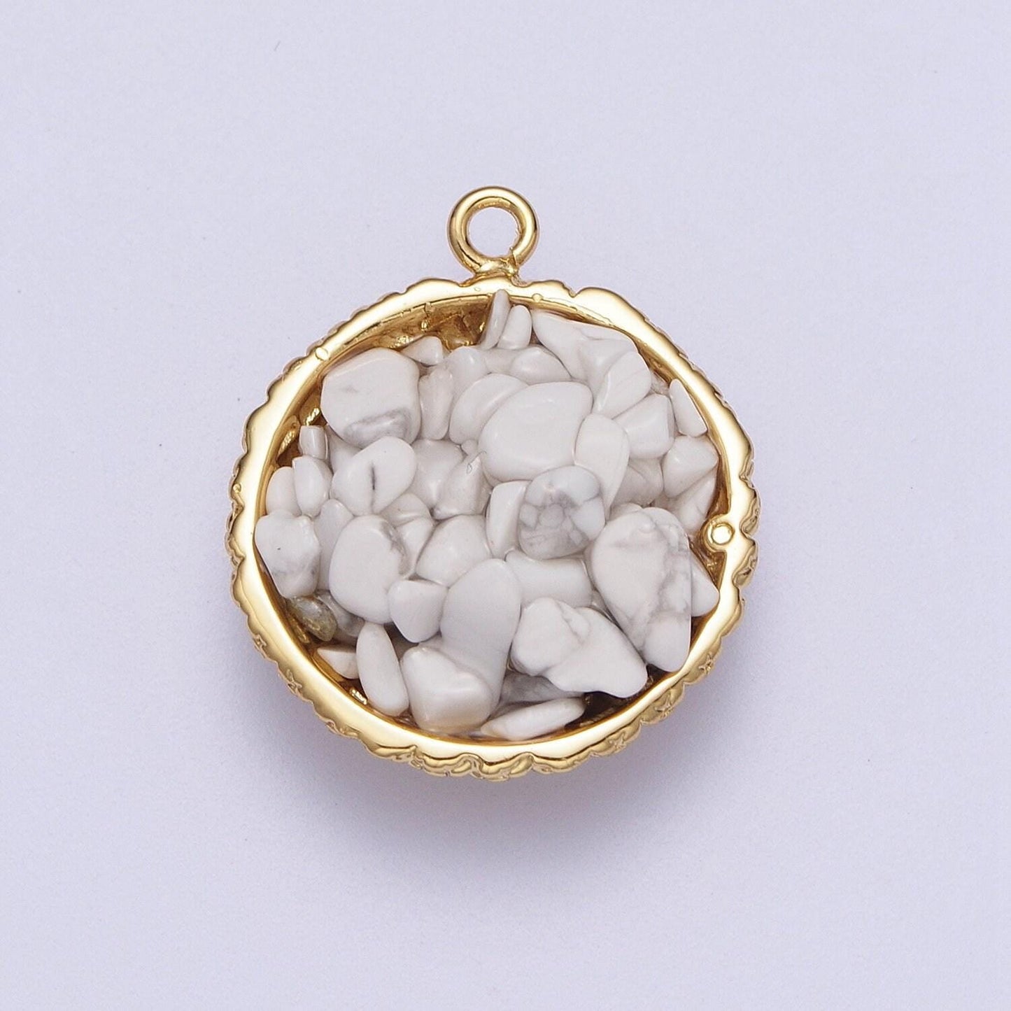 Mini disc with tumbled howlite, pink quartz, blue lapiz, onyx, amazonite chips gemstone charm wholesale bulk for necklace bracelet c328