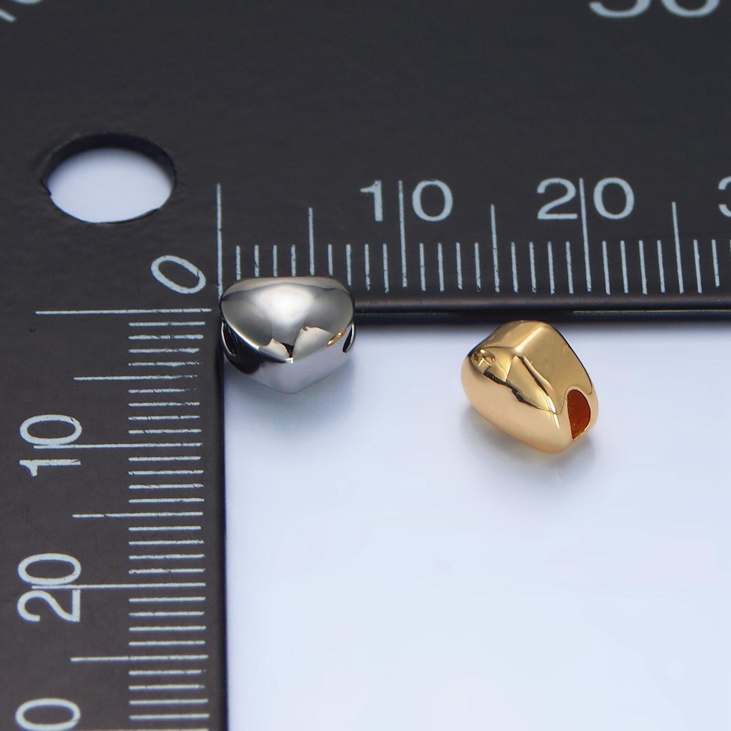 Minimalist chubby heart 24k gold filled bead spacer in gold & silver | b-034