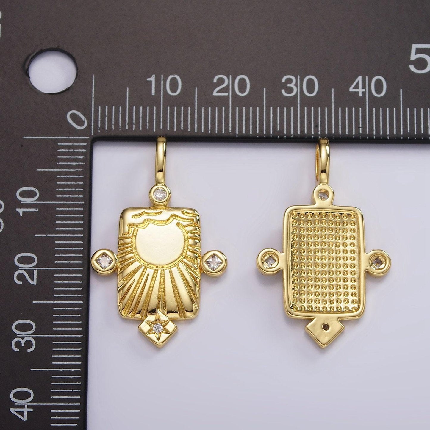 Gold tag sun ray charm dainty gold celestial jewelry pendant for bracelet necklace component ah-089