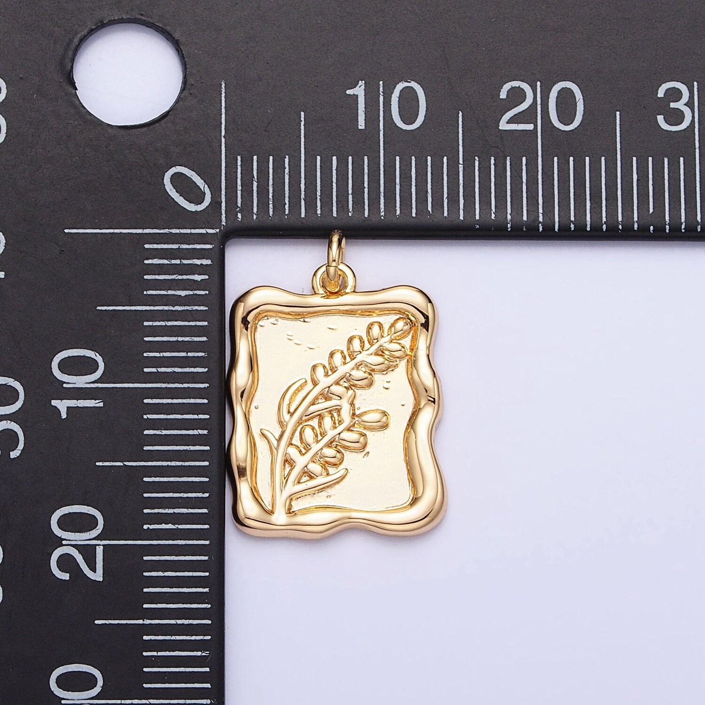 Gold lavender flower dainty minimalist charm square gold floral charm for bracelet necklace earring component ac775