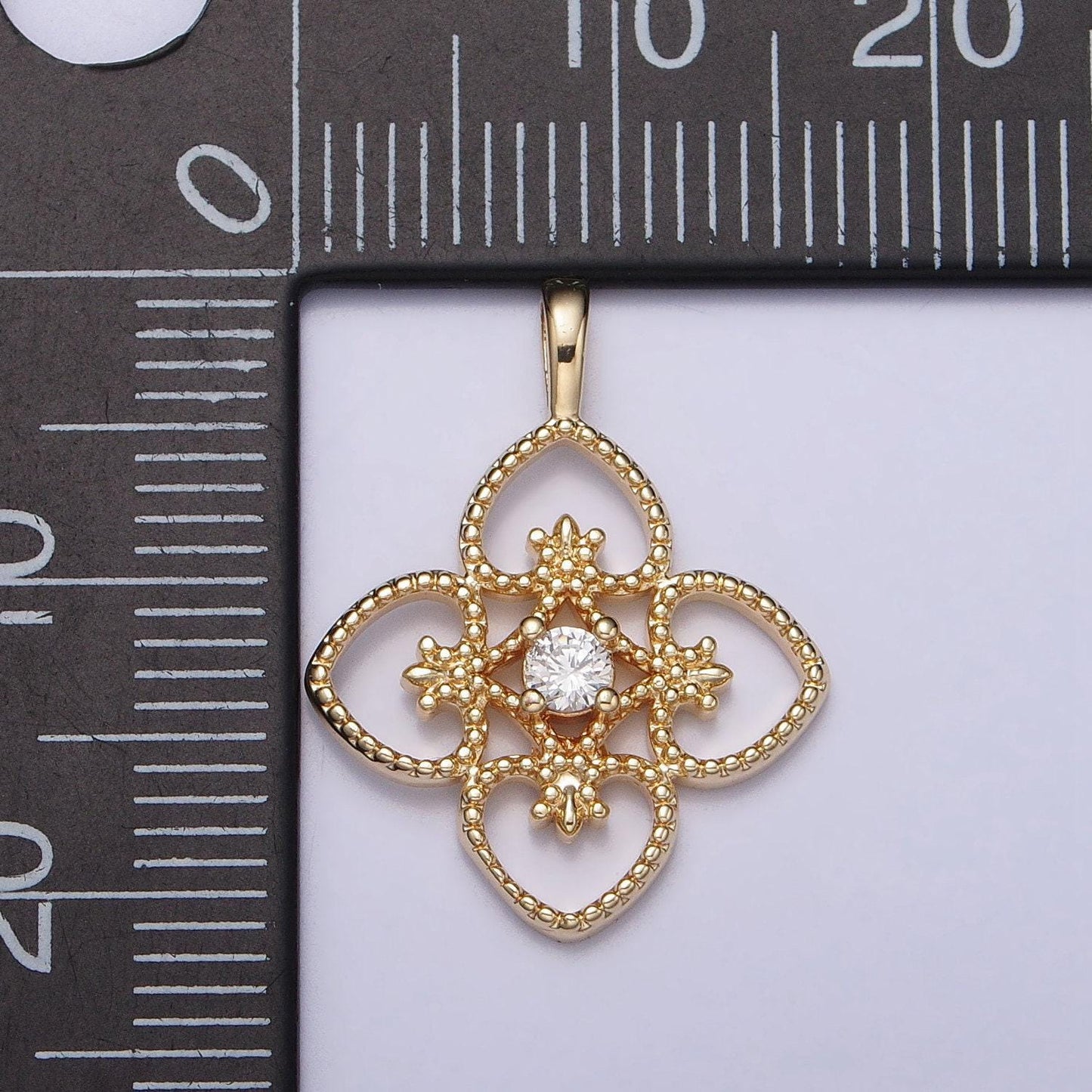 Dainty gold four leaf flower clover pendant for bracelet necklace component ac351