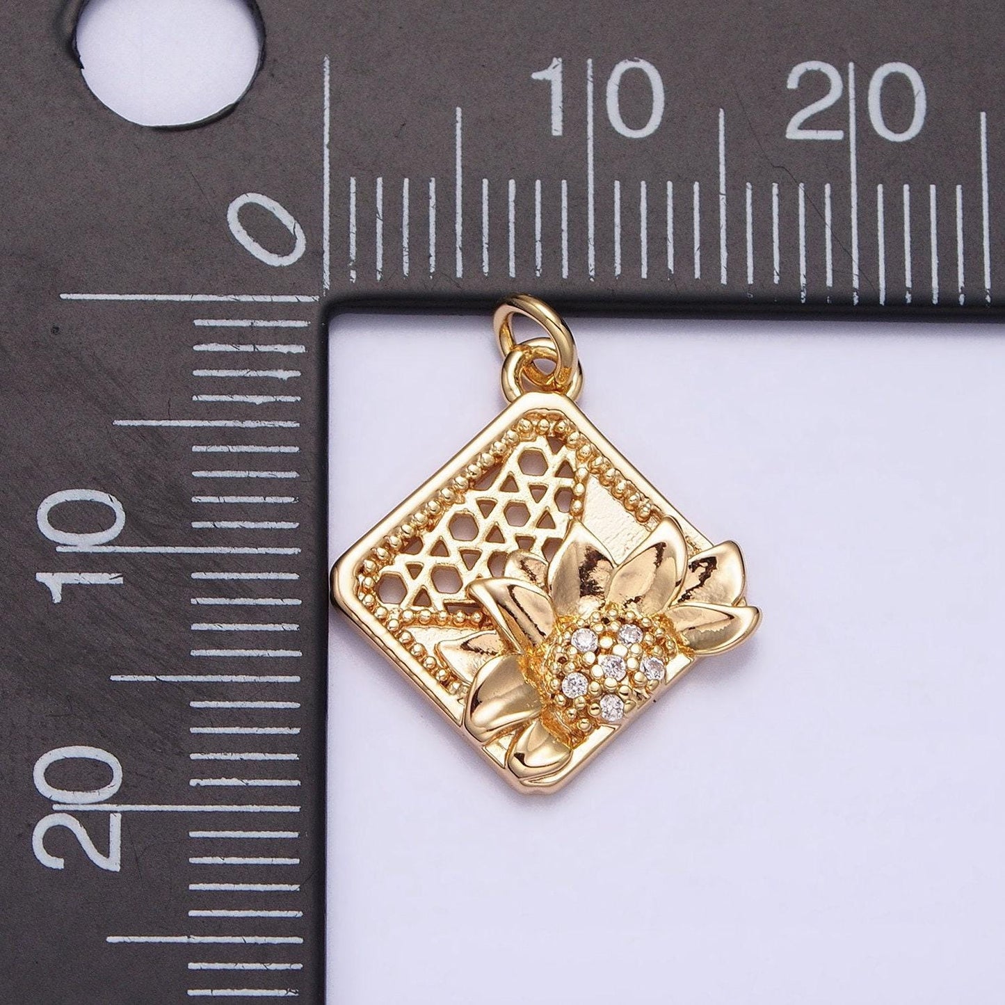 Gold flower charms -mini flower charm - lead nickle free charms - floral charms - sun flower charm ac1245