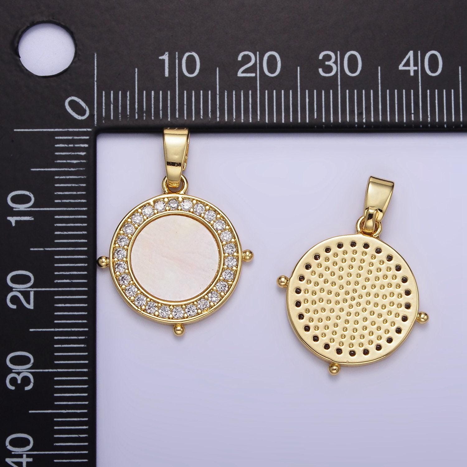 24k gold filled shell pearl micro paved cz round pendant | aa1340