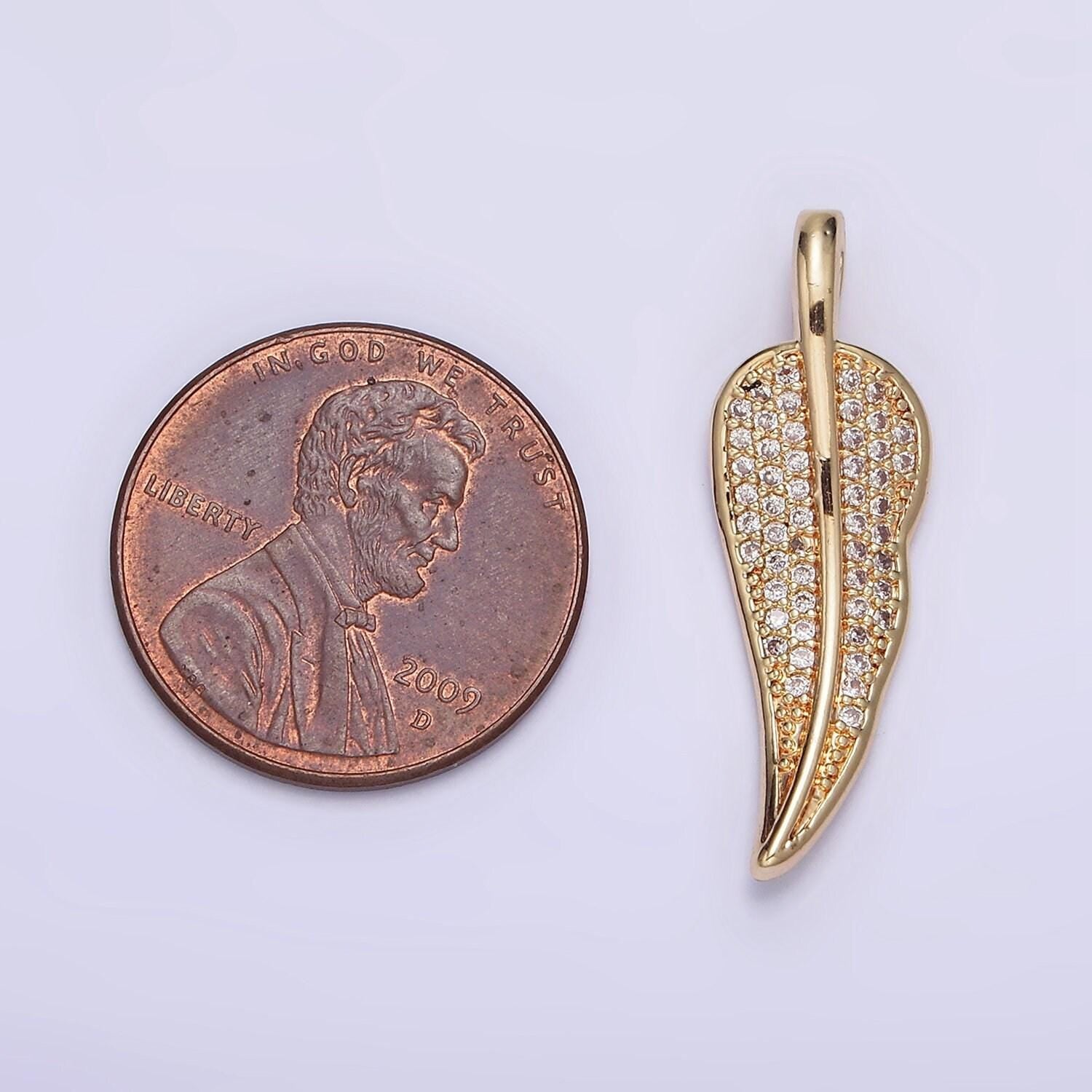 24k gold filled clear micro paved cz natural leaf pendant | aa600