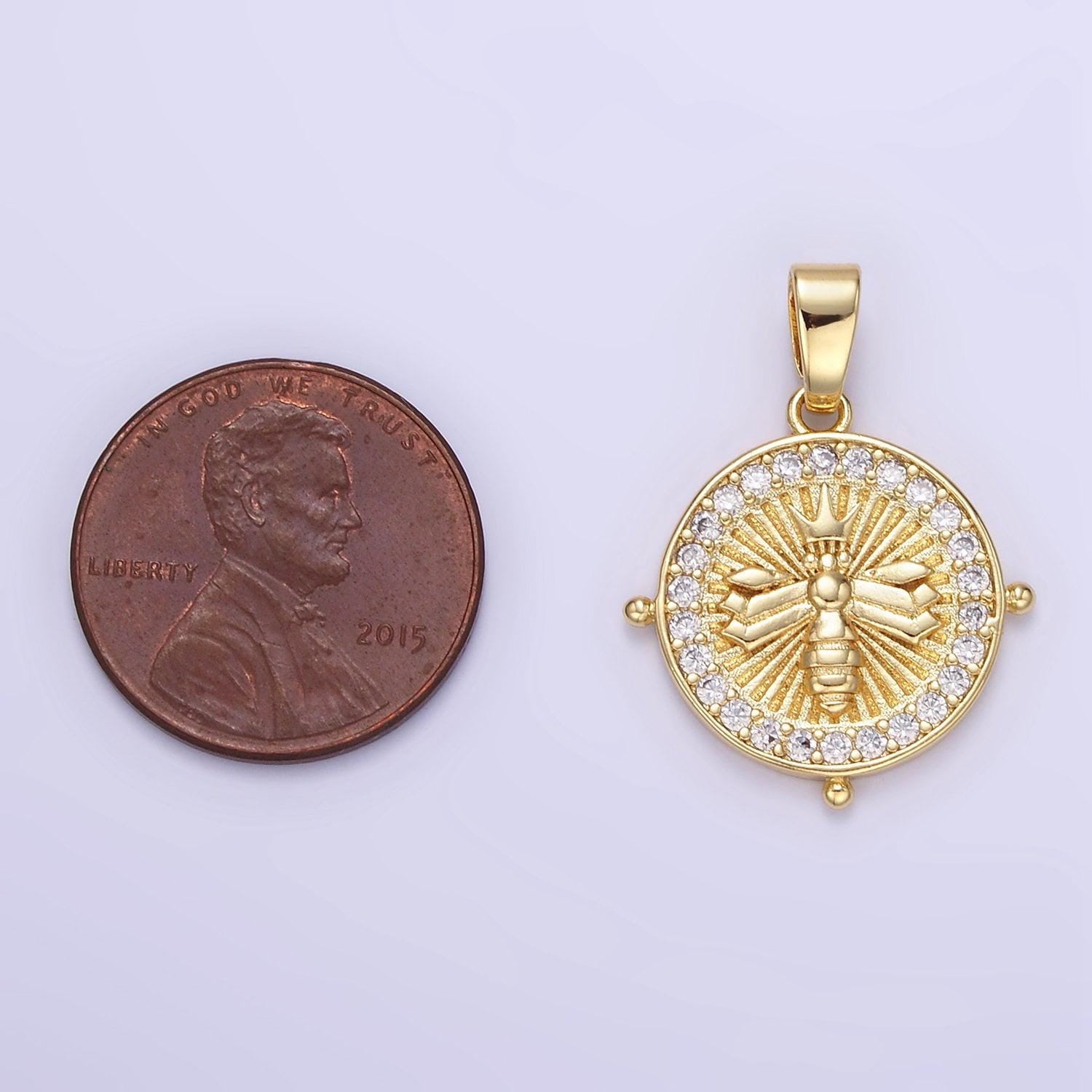 Gold bee charm fly cz charm pendant circle charm, round disc, gold coin queenbee charm for necklace bracelet earring animal insect aa1348