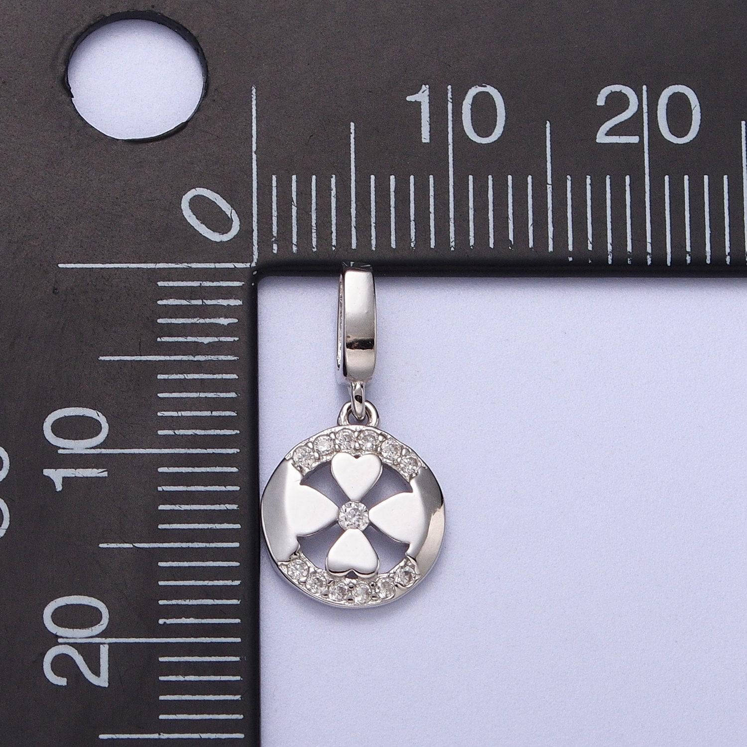 Dainty silver clover s925 sterling silver charms good lucky tiny charm jewelry for necklace bracelet earring necklace making sl-390