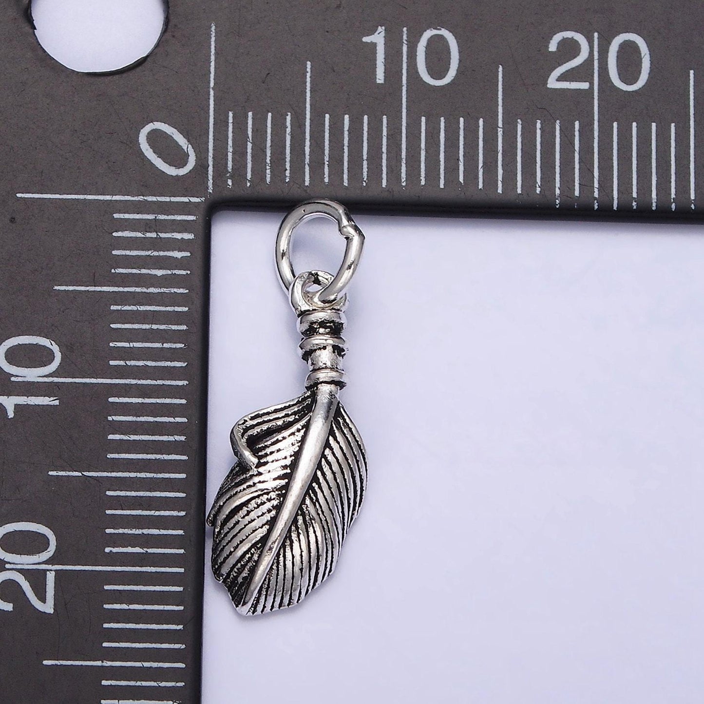 Sterling silver s925 curved line-textured natural long palm leaf charm feather charm | sl-286