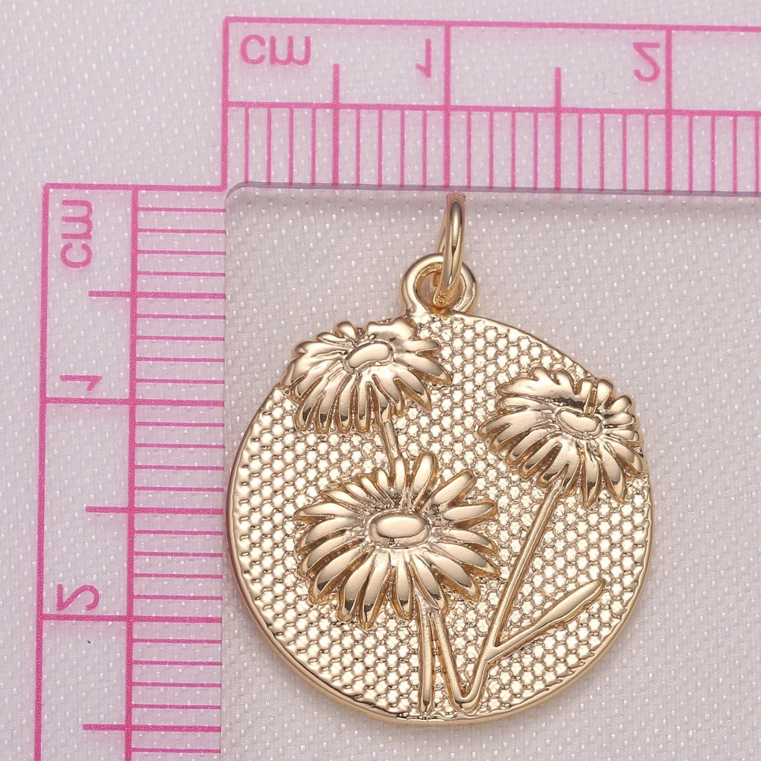 Sun flower charm- gold plated over brass dainty floral medallion charm coin disc round pendant for minimalist jewelry supply gp-943