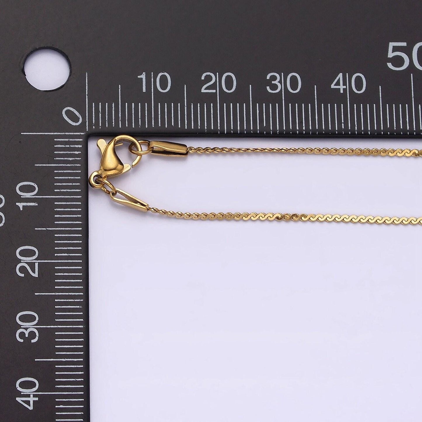 Stainless steel 1mm dainty designed flat figure eight herringbone 18 inch layering chain necklace | wa-2022