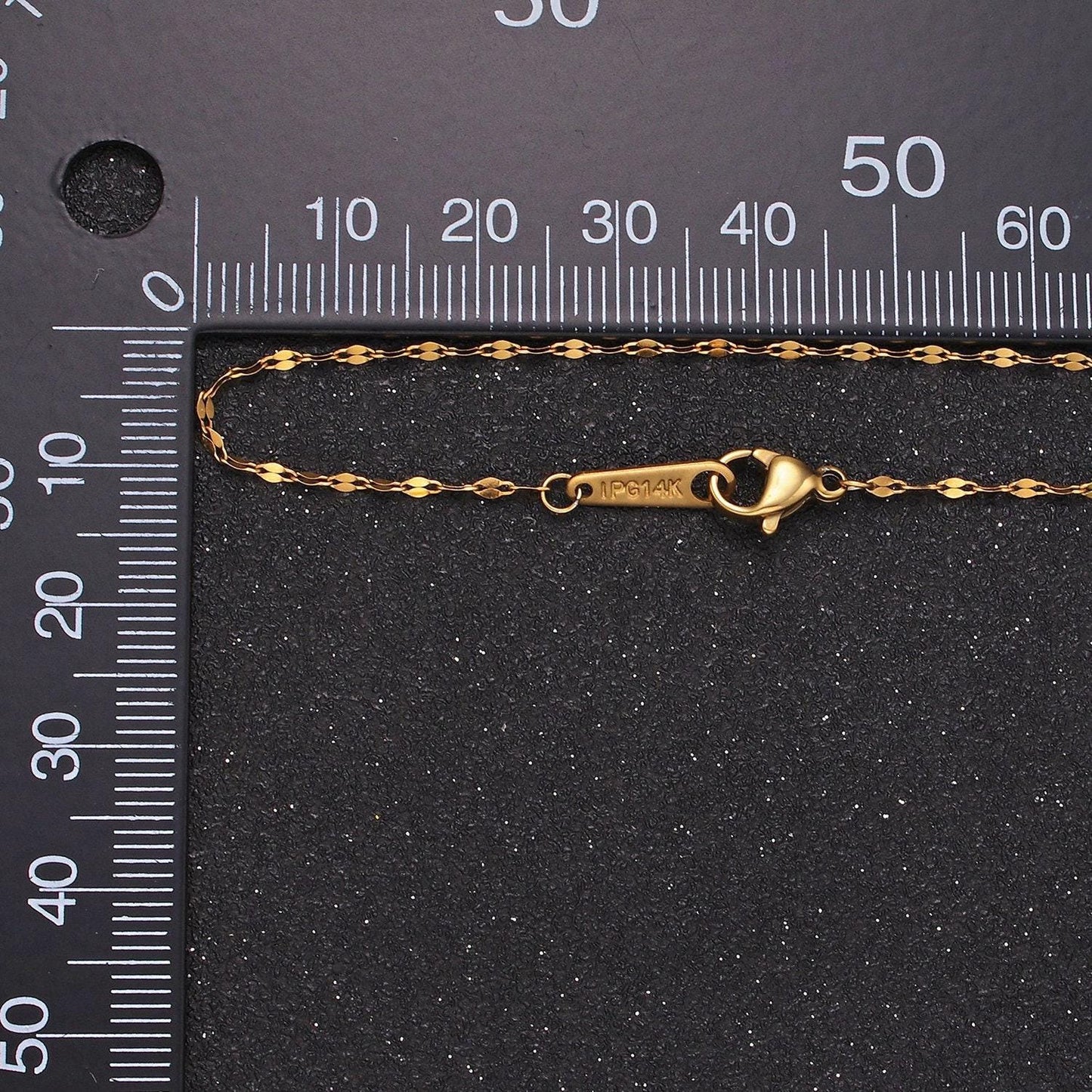 Waterproof and sweatproof minimalist necklace for woman 1.3 dapped cable chain gold stainless steel chain for layering necklace wa2421