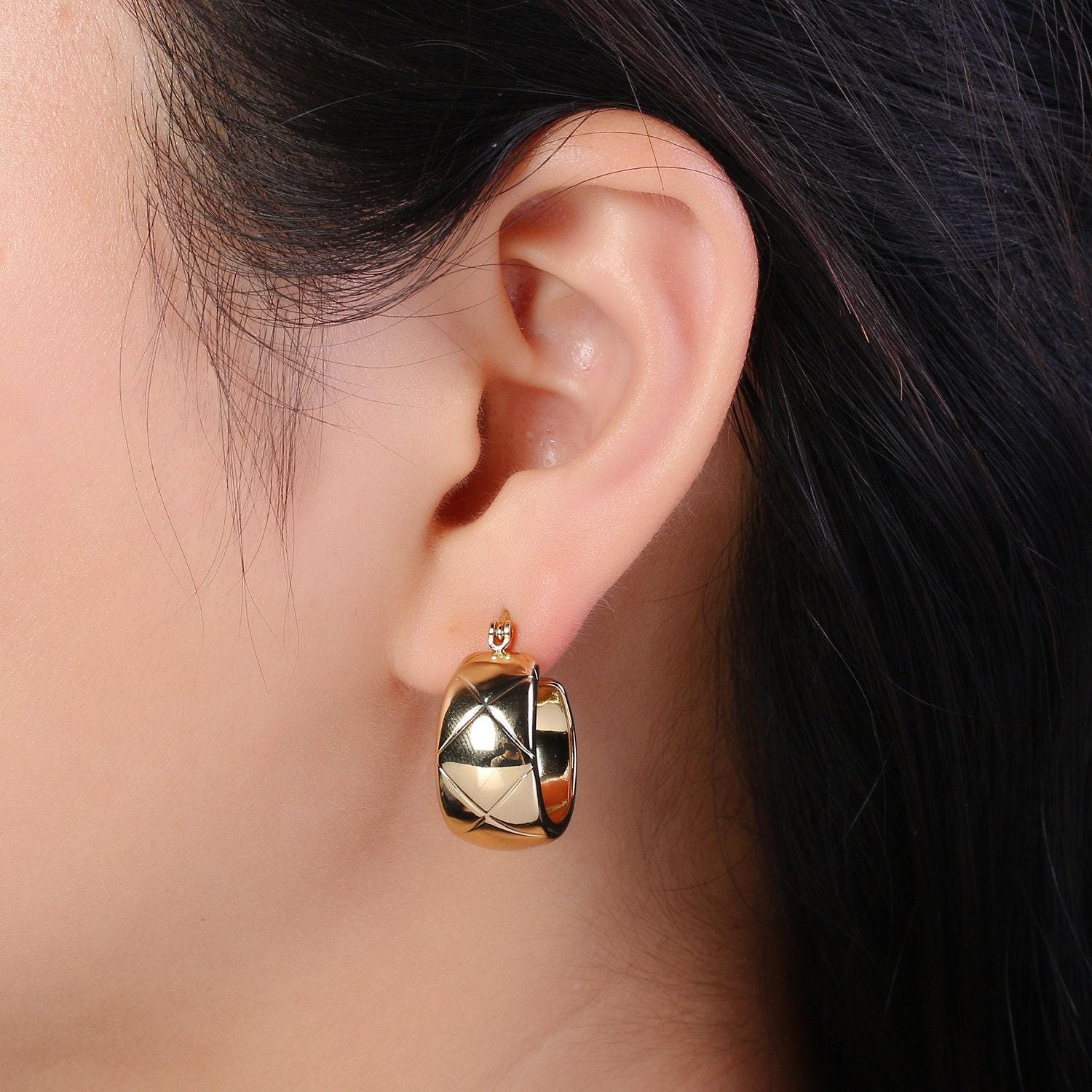 14k gold thick hoops - gold thick hoop earrings - chunky thick hoops - light weight hoops dome earring p088