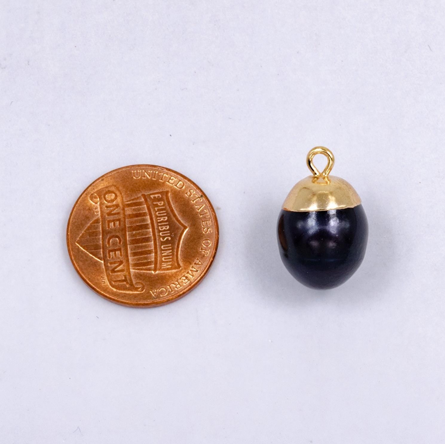 Black pearl charm with gold plated oval drop pearl charm p1936