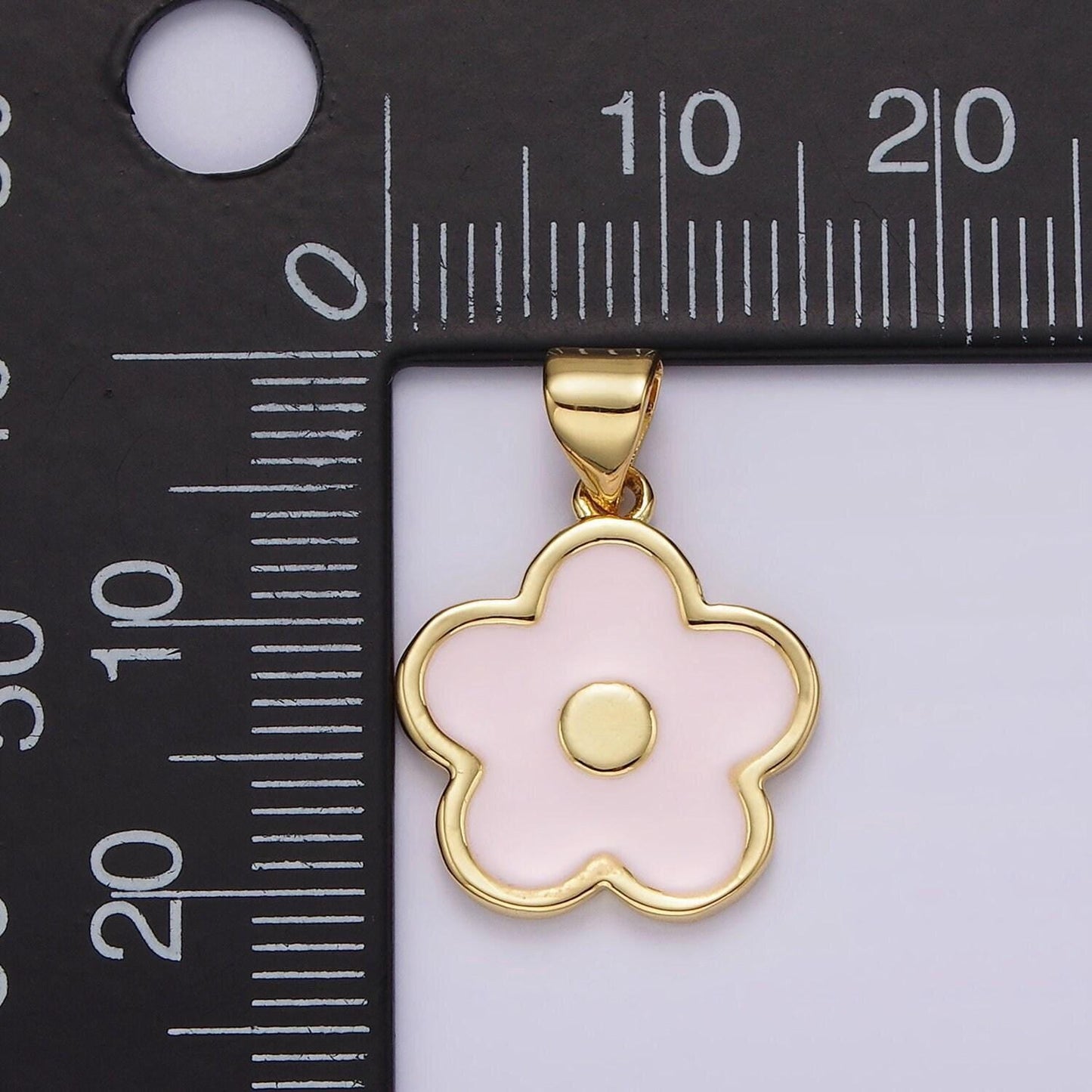 Dainty pink daisy charms kawaii pink enamel flower charms cute baby pink flower charms for bracelet necklace pendant ah078