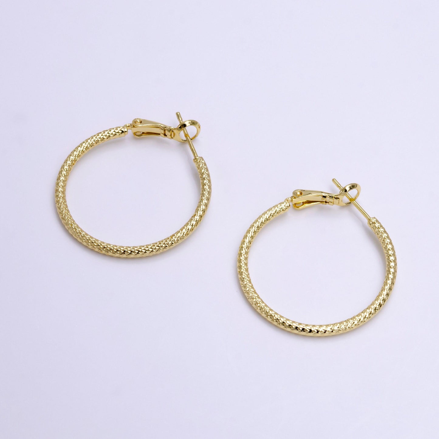14k gold filled 30mm, 35mm round rhombus textured hinge hoop earrings | ae081 ae082