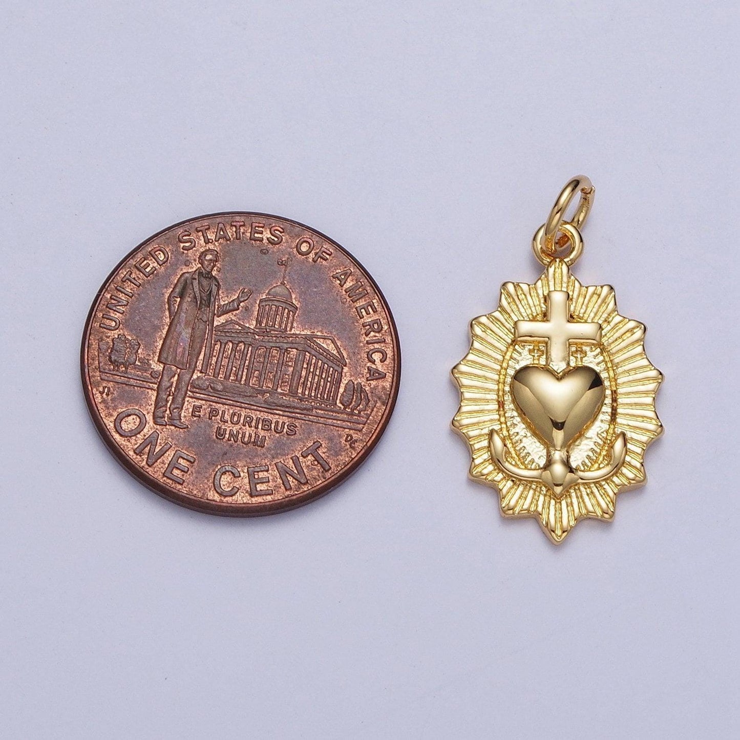 Gold dainty sacred heart of jesus charm, gold religious sunburst textured design charm, the sacred heart of jesus pendant |ag127
