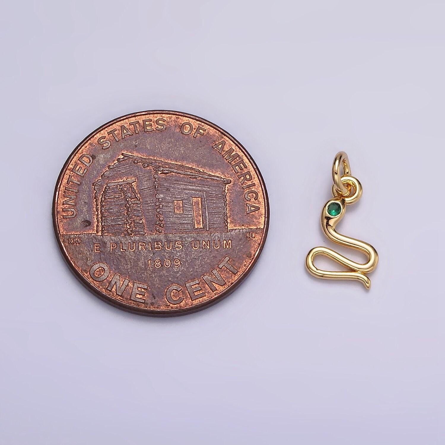 16k gold filled mini green-eyed cz serpent snake charm | n955