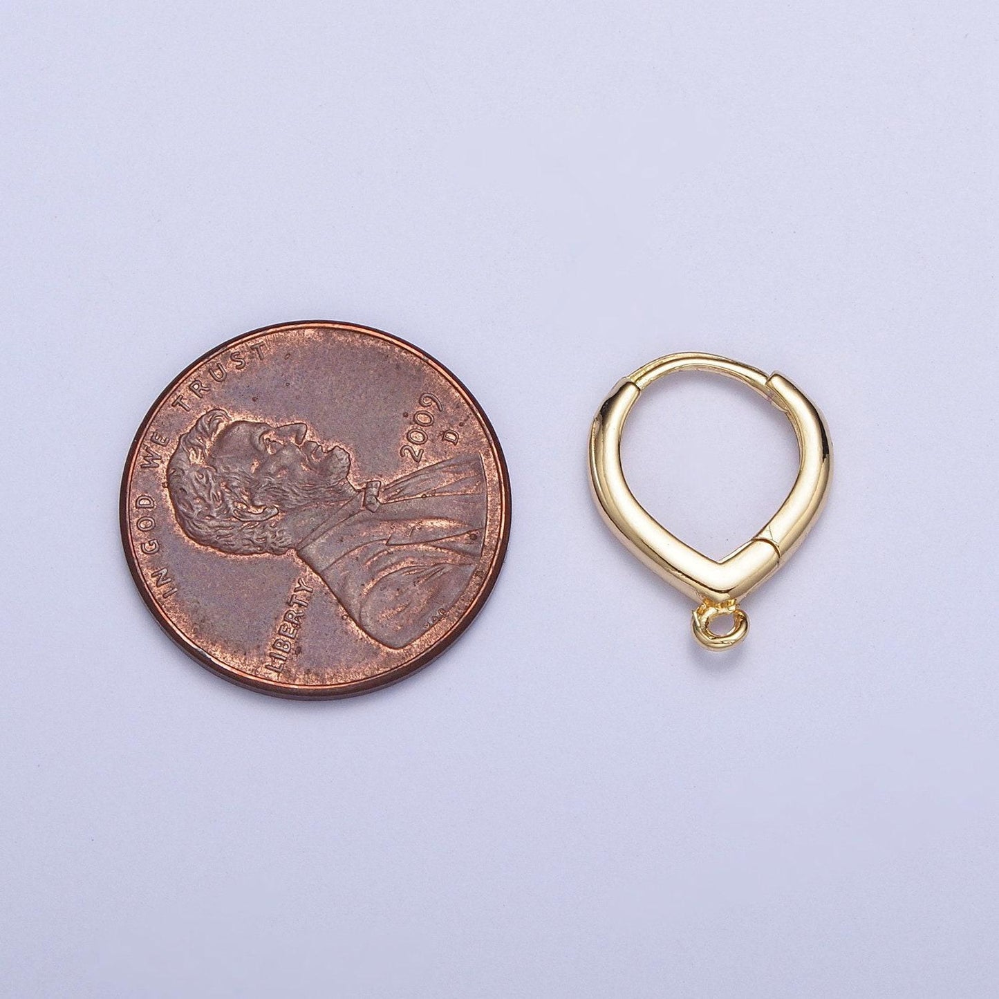 24k gold plated teardrop-shaped hoop huggie w/ open link lever hoop earring making, 15.1mmx12.0mm, earring charm making findings | l-814