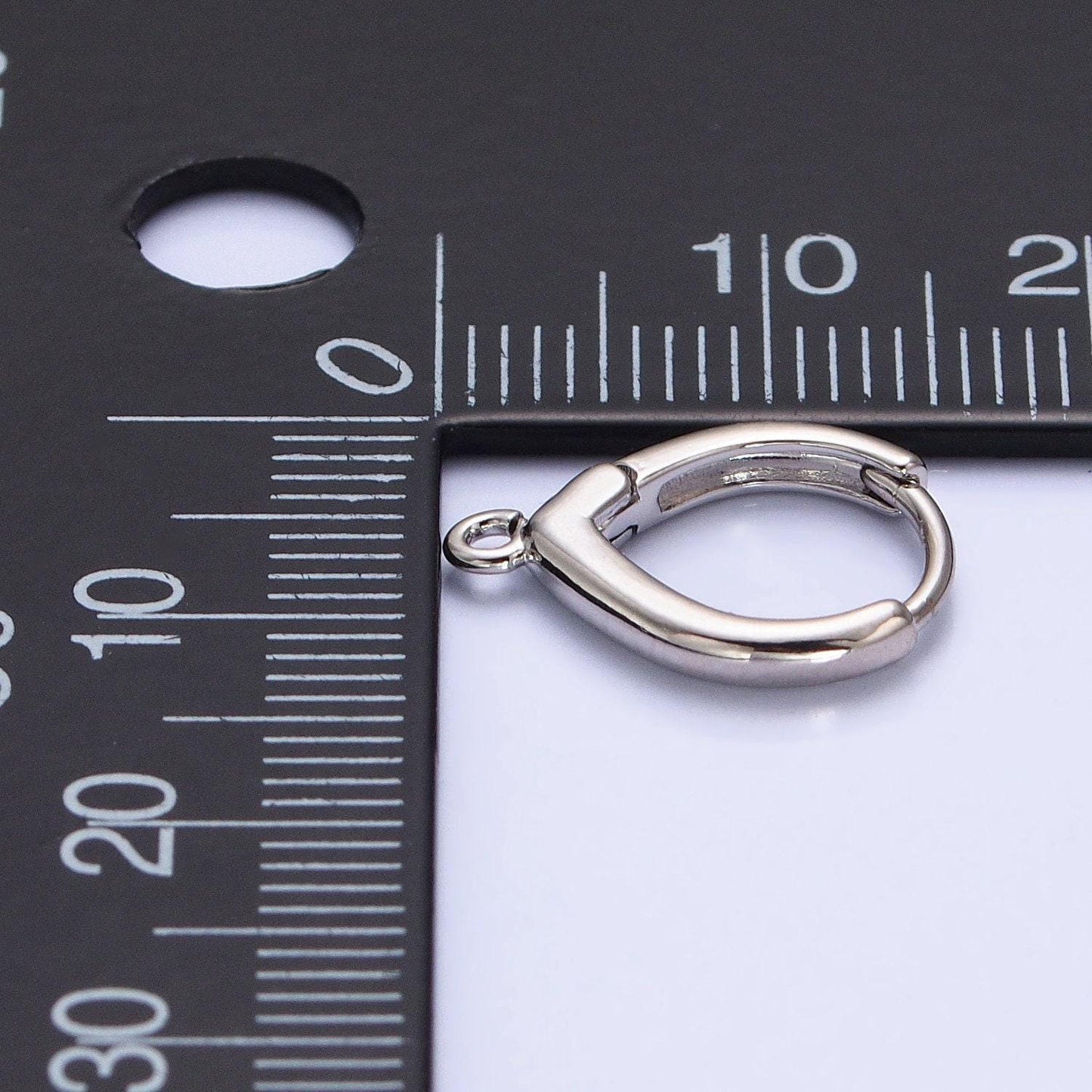 24k gold plated teardrop-shaped hoop huggie w/ open link lever hoop earring making, 15.1mmx12.0mm, earring charm making findings | l-814
