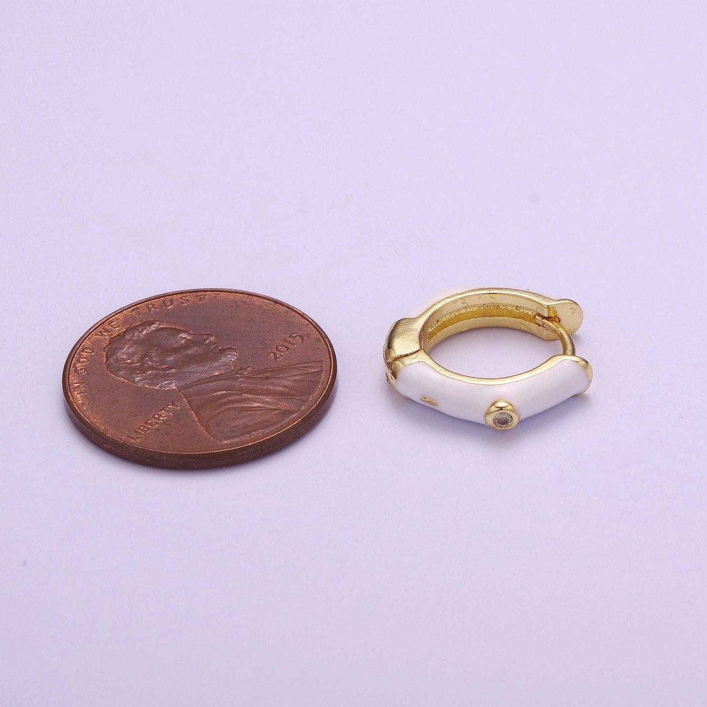 Cute enamel gold hoop earring, white huggie earring, color hoops, huggies earrings 14mm hoops