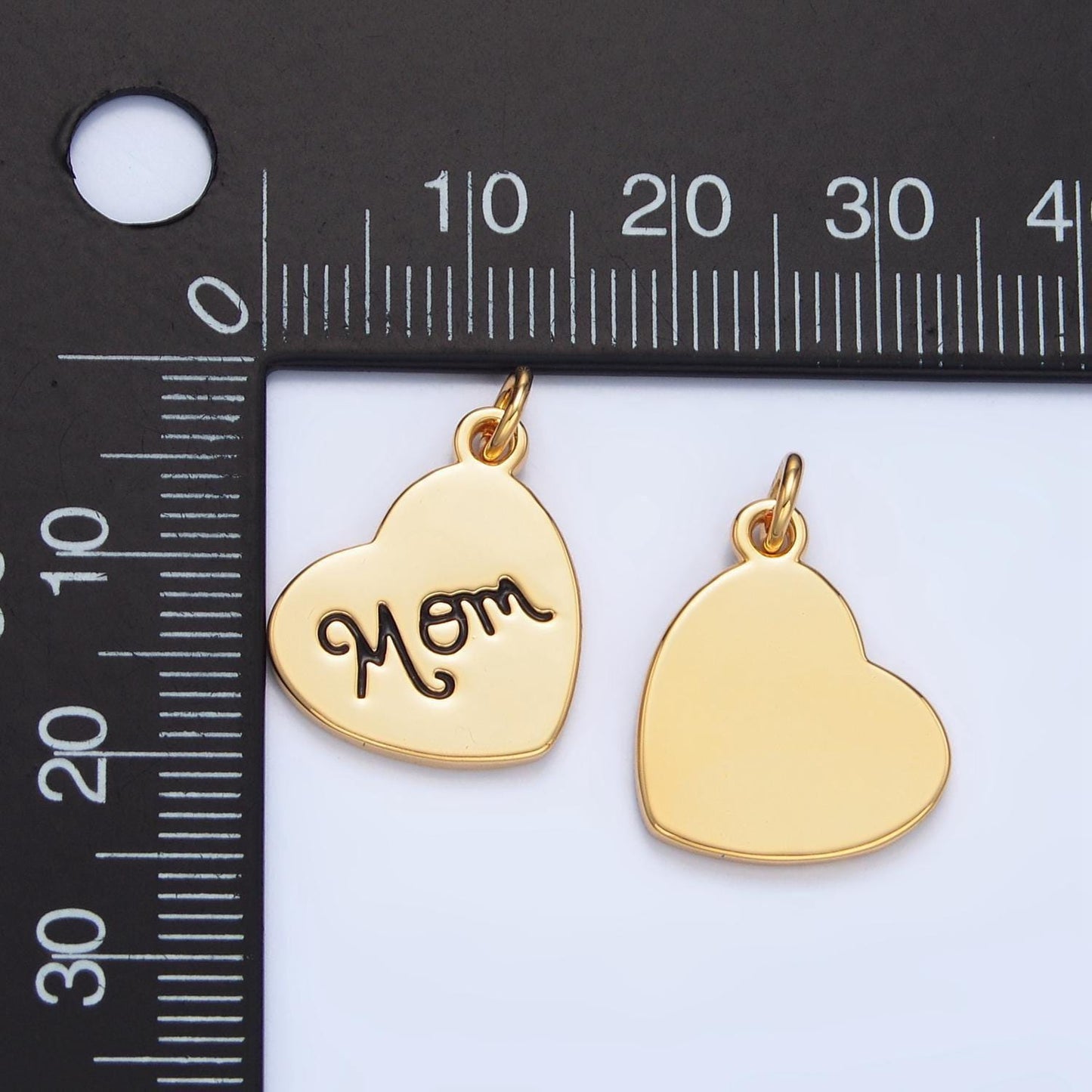 Minimal gold heart cursive "mom" scripted, gold filled charm | x-612