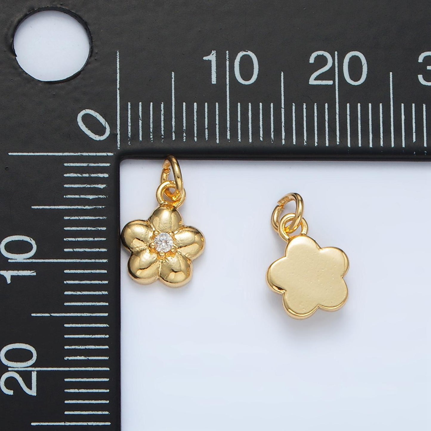 24k gold filled tiny cz paved flower daisy charm | ac-164